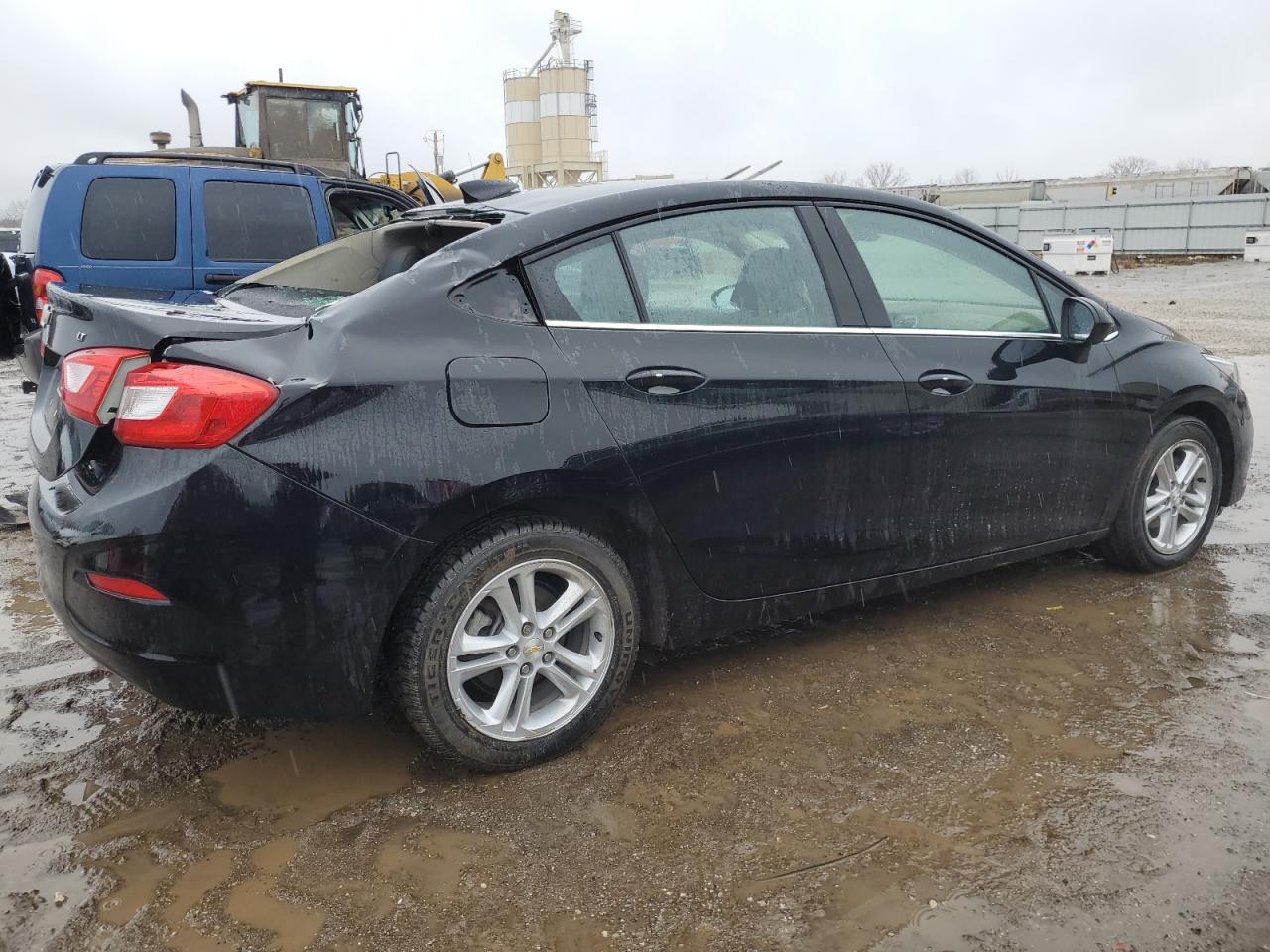 Photo 2 VIN: 1G1BE5SM3H7177273 - CHEVROLET CRUZE 