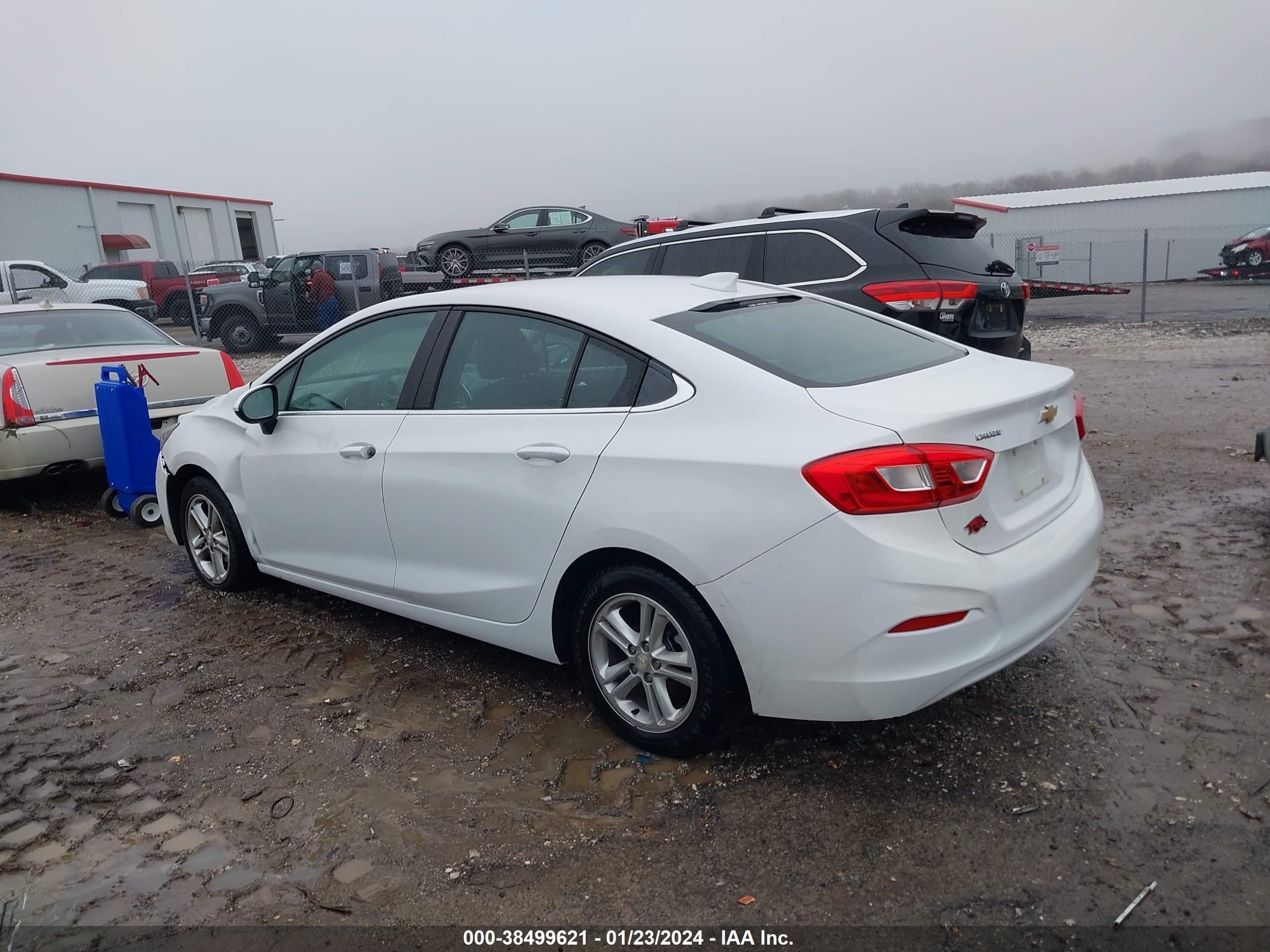 Photo 2 VIN: 1G1BE5SM3H7204276 - CHEVROLET CRUZE 