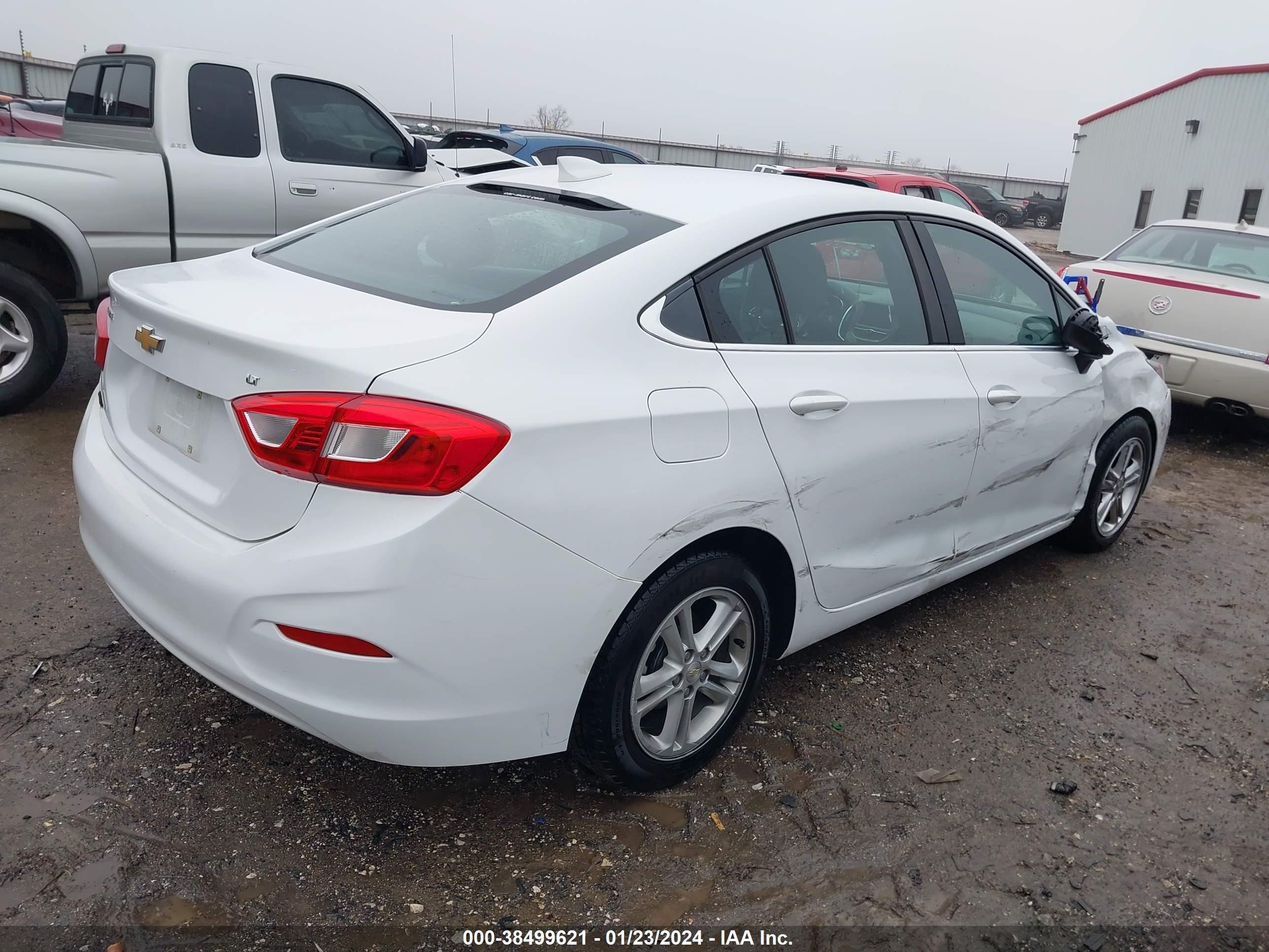 Photo 3 VIN: 1G1BE5SM3H7204276 - CHEVROLET CRUZE 