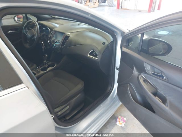 Photo 4 VIN: 1G1BE5SM3J7117158 - CHEVROLET CRUZE 