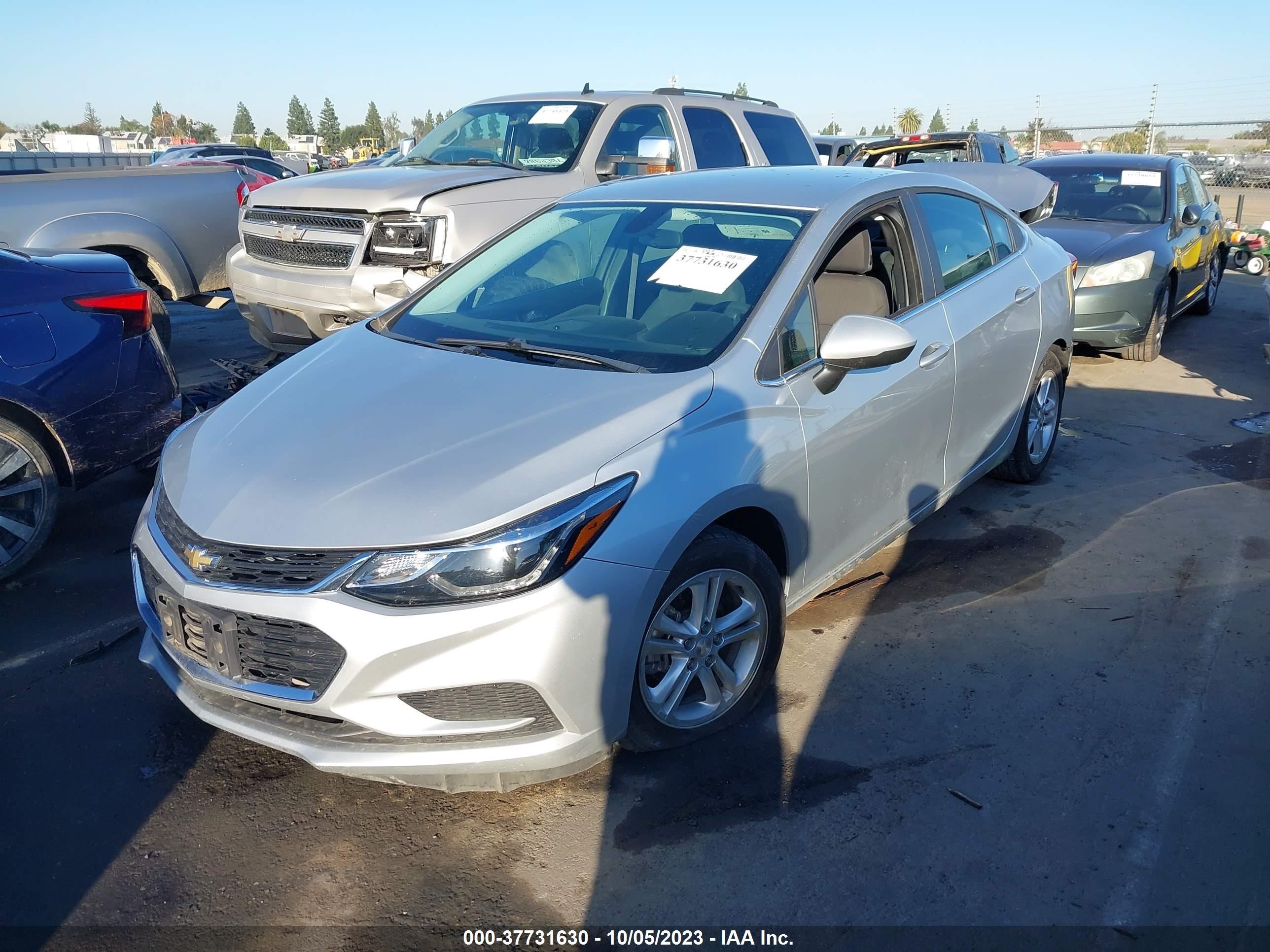 Photo 1 VIN: 1G1BE5SM4H7123125 - CHEVROLET CRUZE 