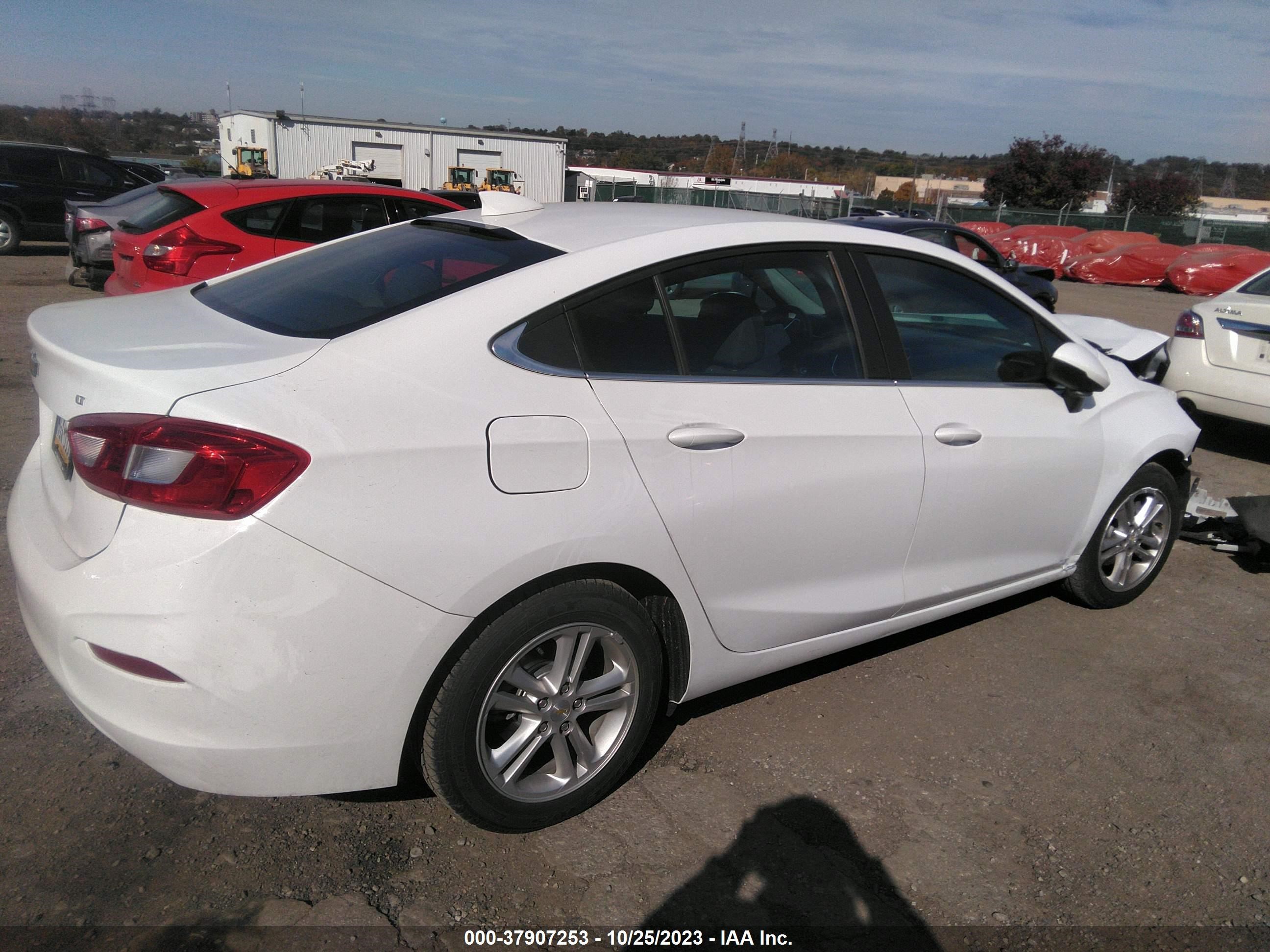 Photo 3 VIN: 1G1BE5SM4H7149160 - CHEVROLET CRUZE 