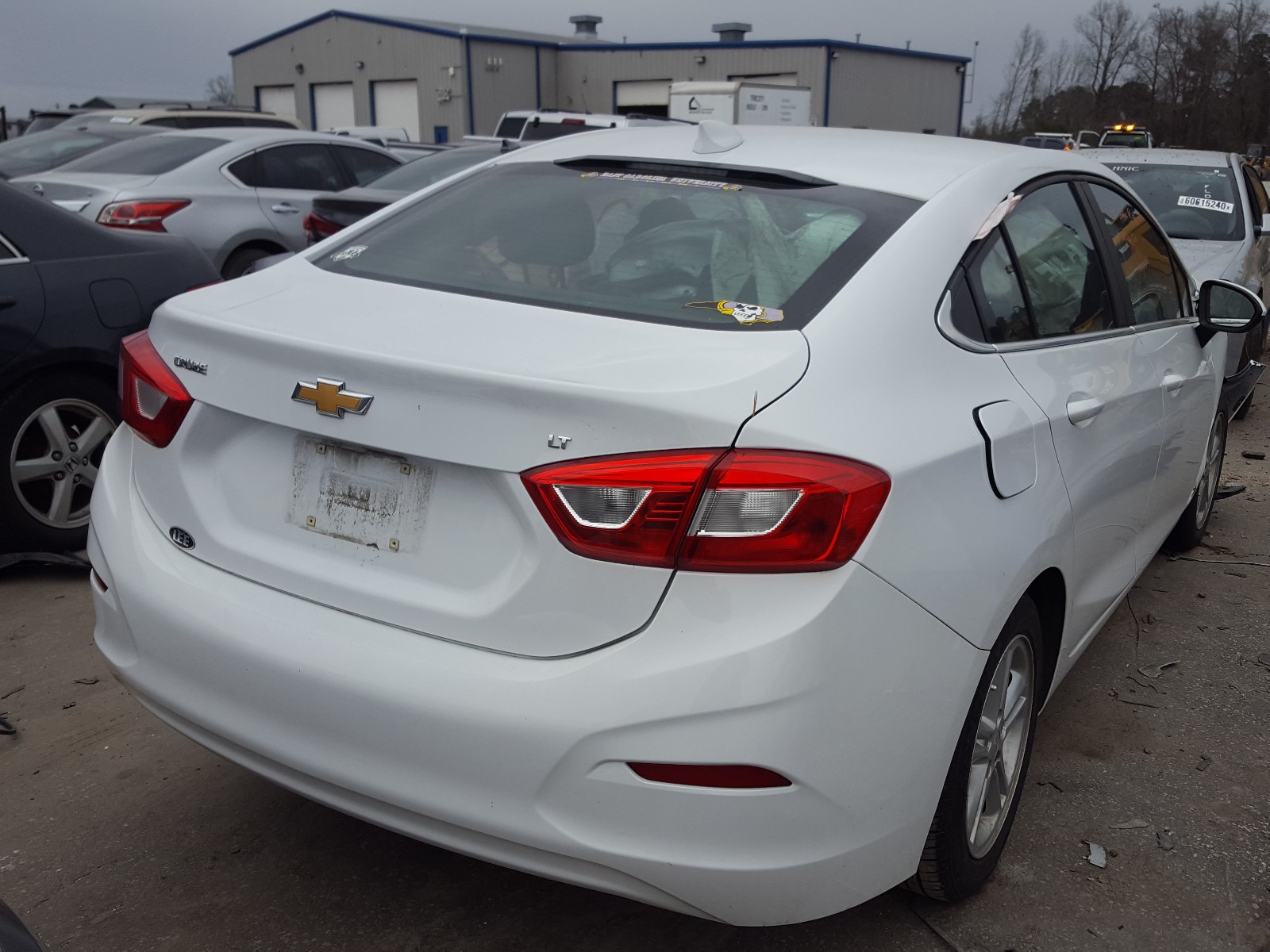 Photo 3 VIN: 1G1BE5SM4H7205193 - CHEVROLET CRUZE LT 