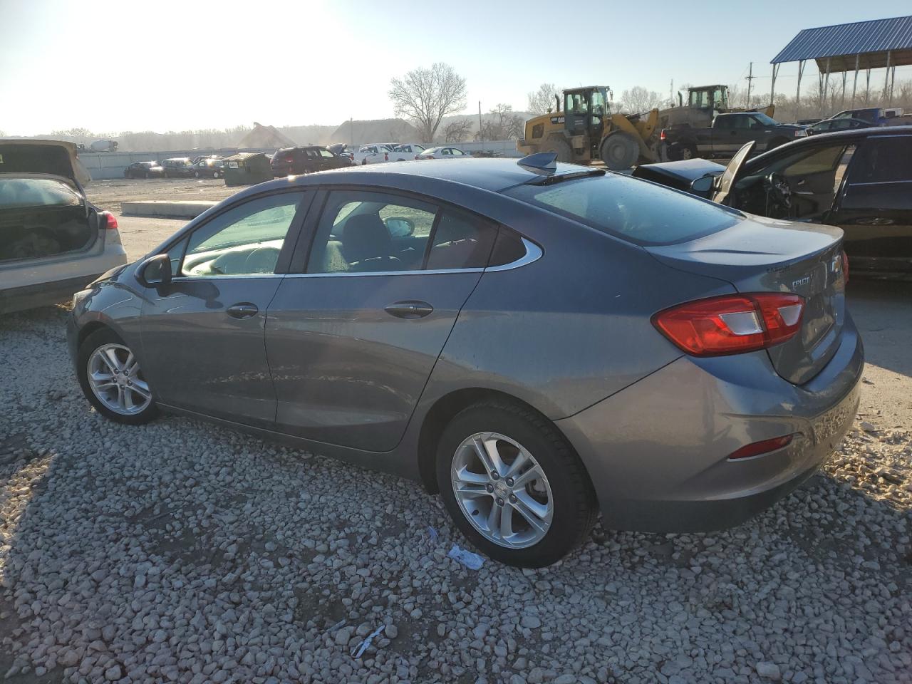 Photo 1 VIN: 1G1BE5SM4J7132462 - CHEVROLET CRUZE 