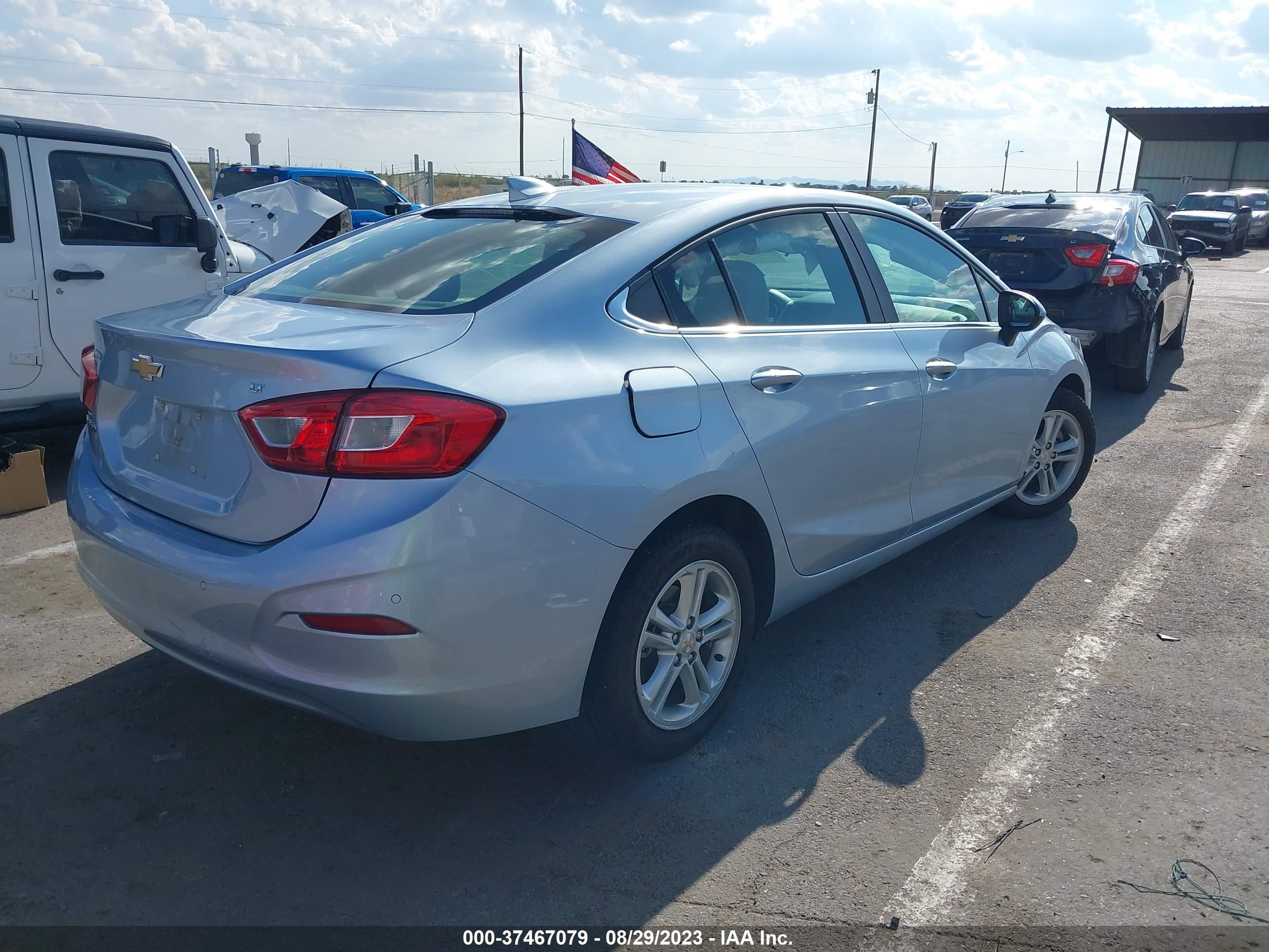 Photo 3 VIN: 1G1BE5SM4J7175618 - CHEVROLET CRUZE 