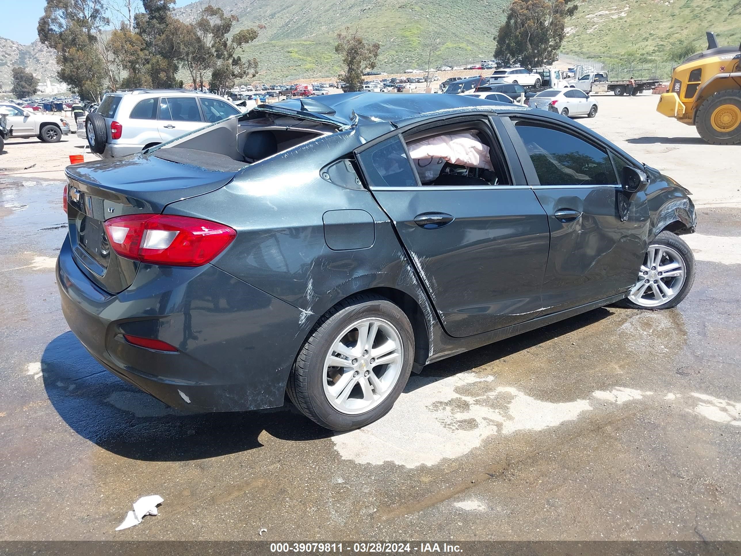 Photo 3 VIN: 1G1BE5SM4J7176154 - CHEVROLET CRUZE 