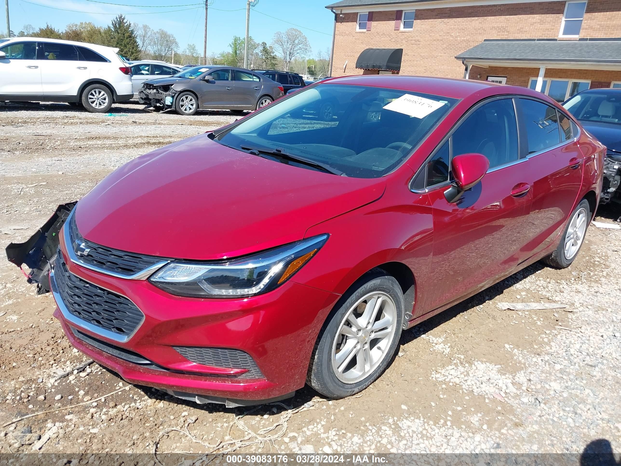 Photo 1 VIN: 1G1BE5SM4J7182861 - CHEVROLET CRUZE 