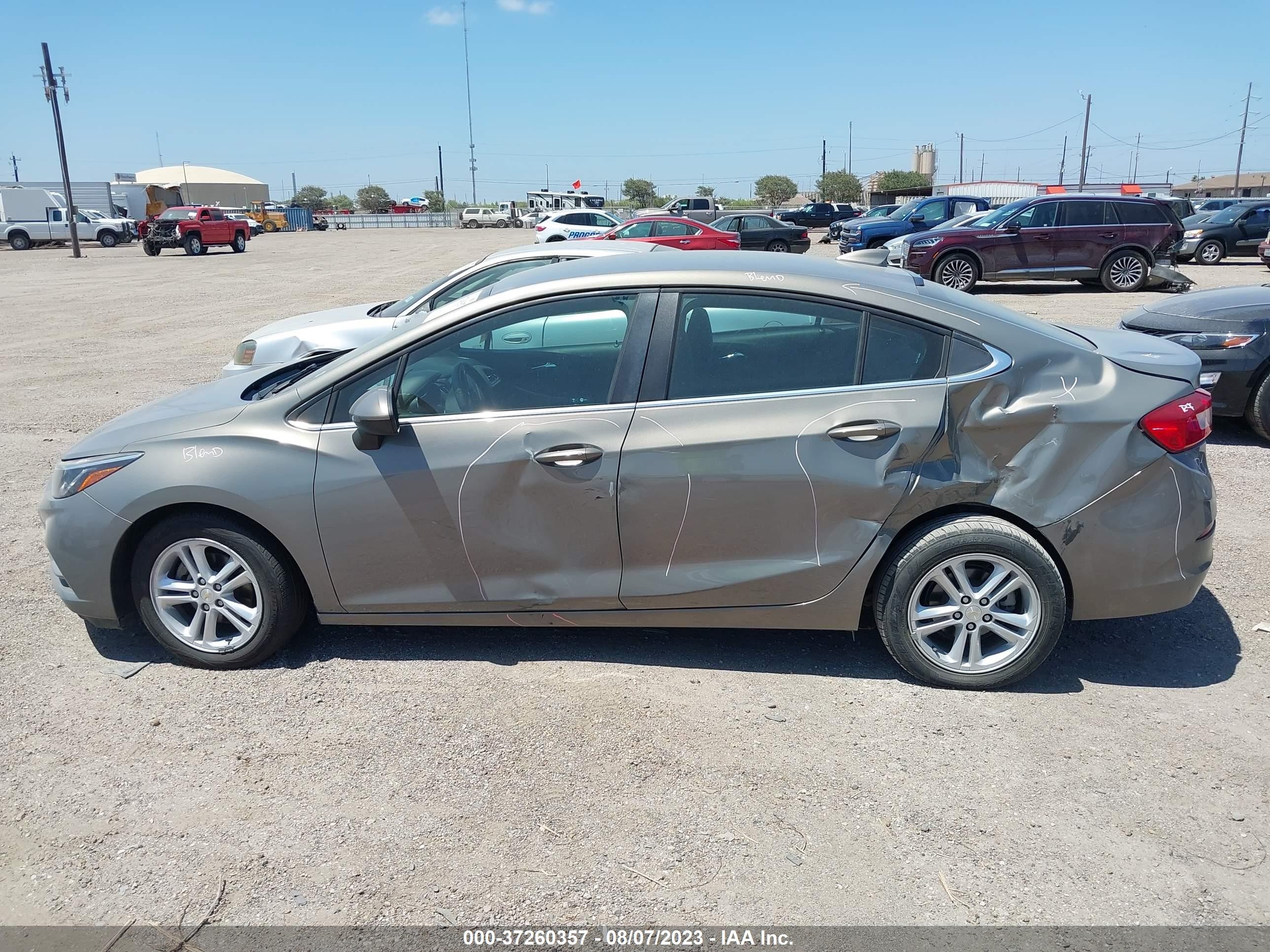 Photo 13 VIN: 1G1BE5SM4J7212666 - CHEVROLET CRUZE 