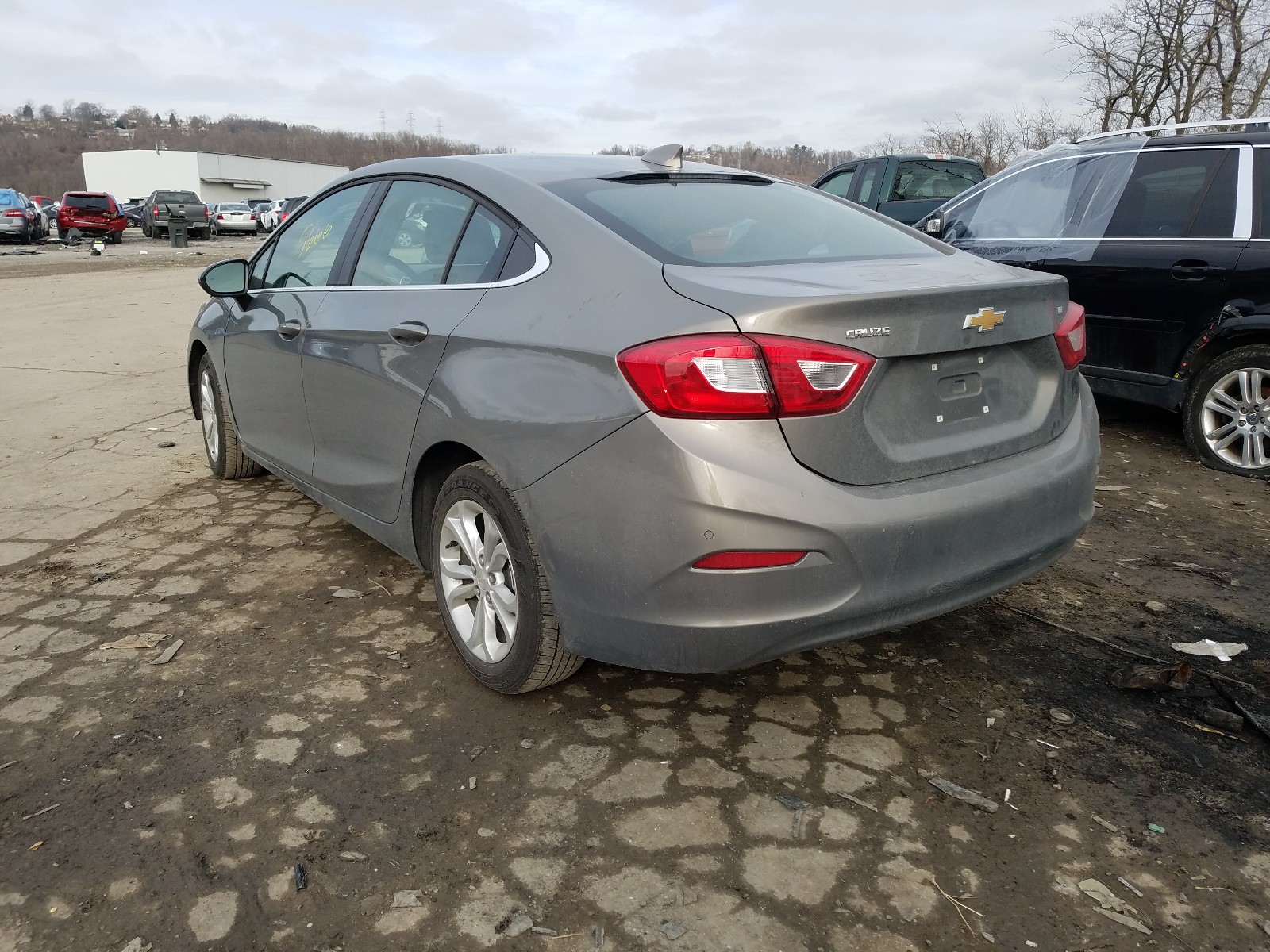 Photo 2 VIN: 1G1BE5SM4K7133578 - CHEVROLET CRUZE LT 