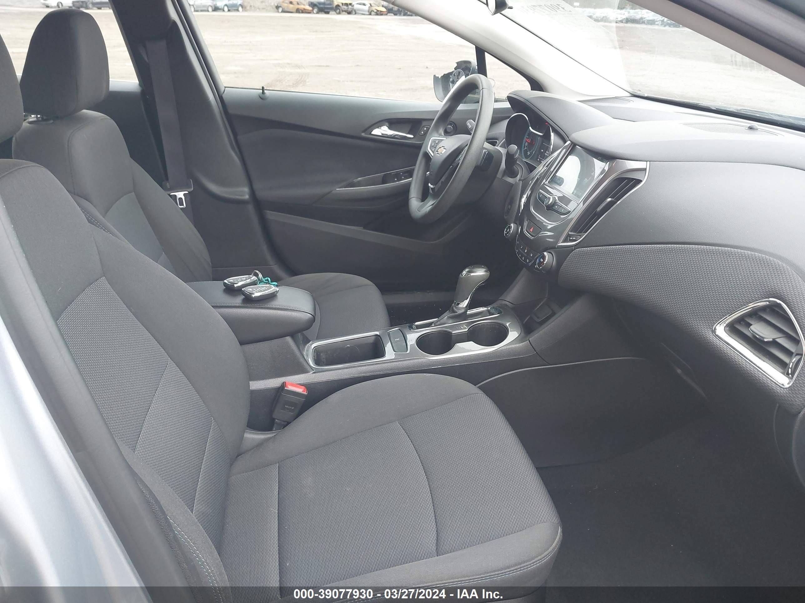 Photo 4 VIN: 1G1BE5SM5H7217045 - CHEVROLET CRUZE 