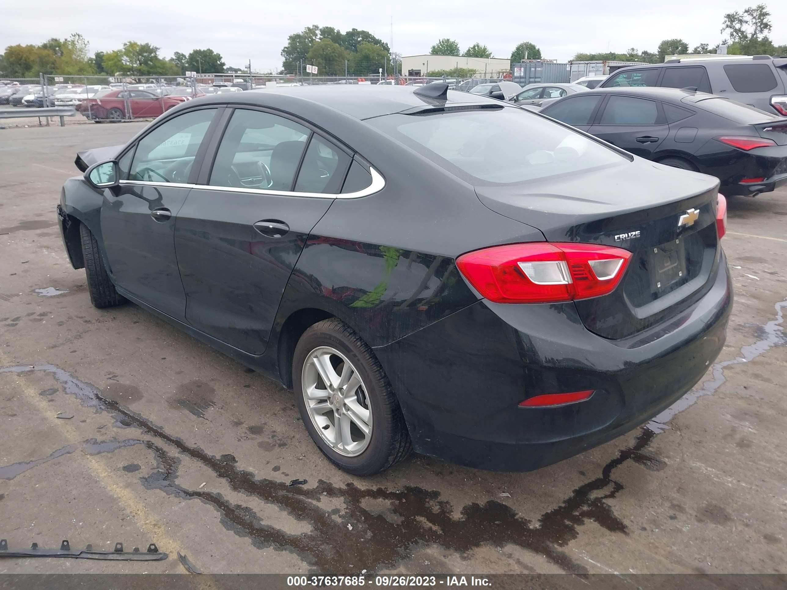 Photo 2 VIN: 1G1BE5SM5H7220303 - CHEVROLET CRUZE 