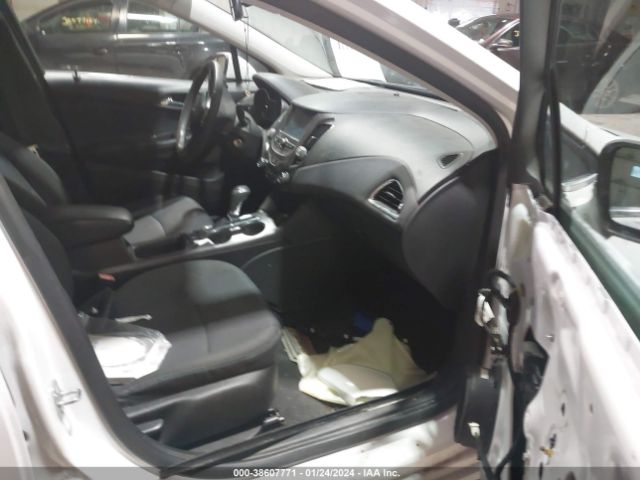 Photo 4 VIN: 1G1BE5SM5H7248330 - CHEVROLET CRUZE 