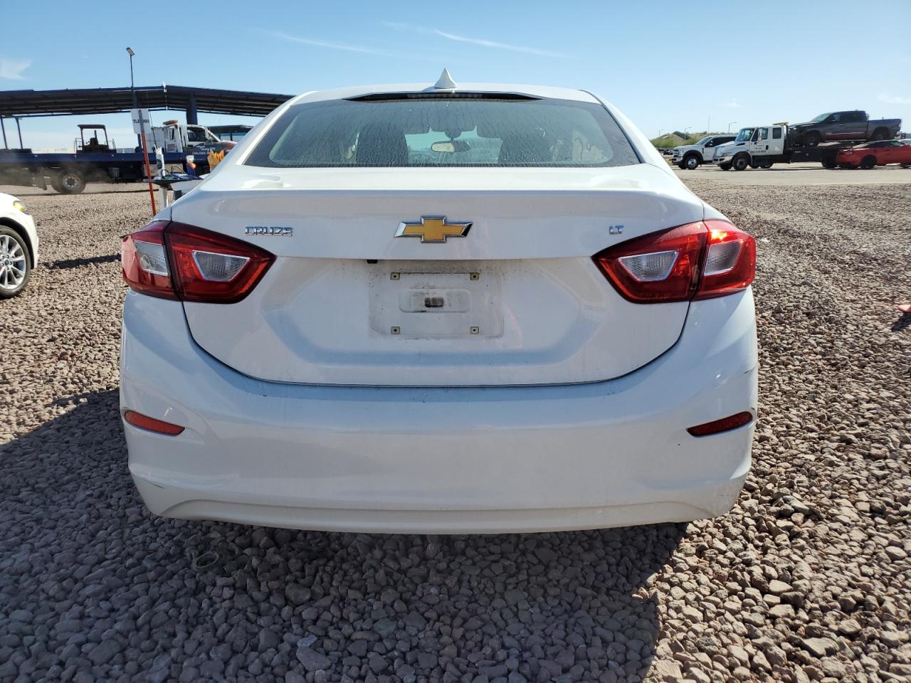 Photo 5 VIN: 1G1BE5SM5J7107165 - CHEVROLET CRUZE 