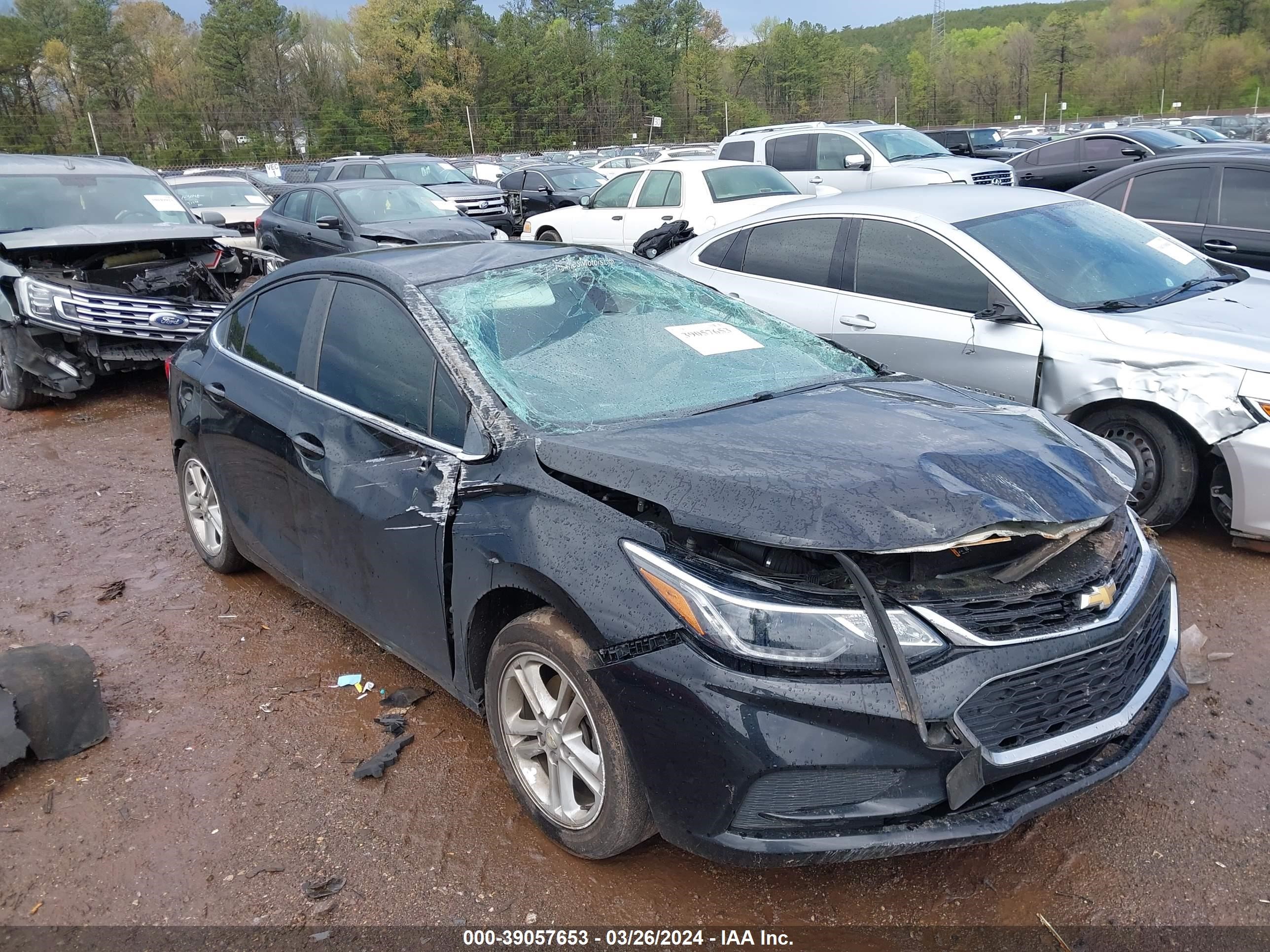 Photo 0 VIN: 1G1BE5SM5J7107943 - CHEVROLET CRUZE 