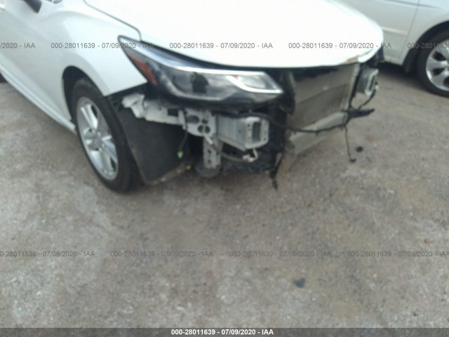 Photo 5 VIN: 1G1BE5SM5J7157189 - CHEVROLET CRUZE 