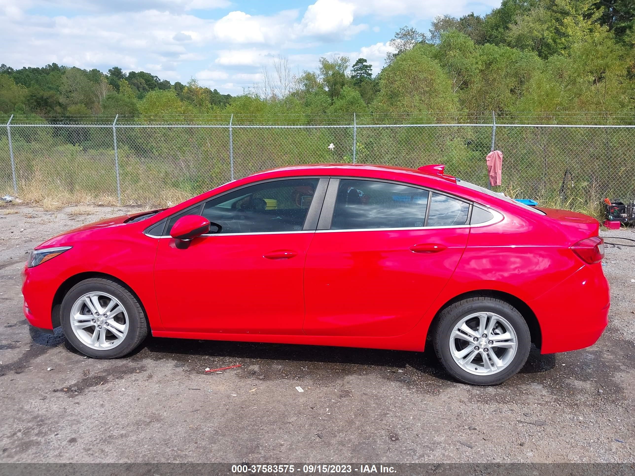 Photo 13 VIN: 1G1BE5SM5J7174882 - CHEVROLET CRUZE 