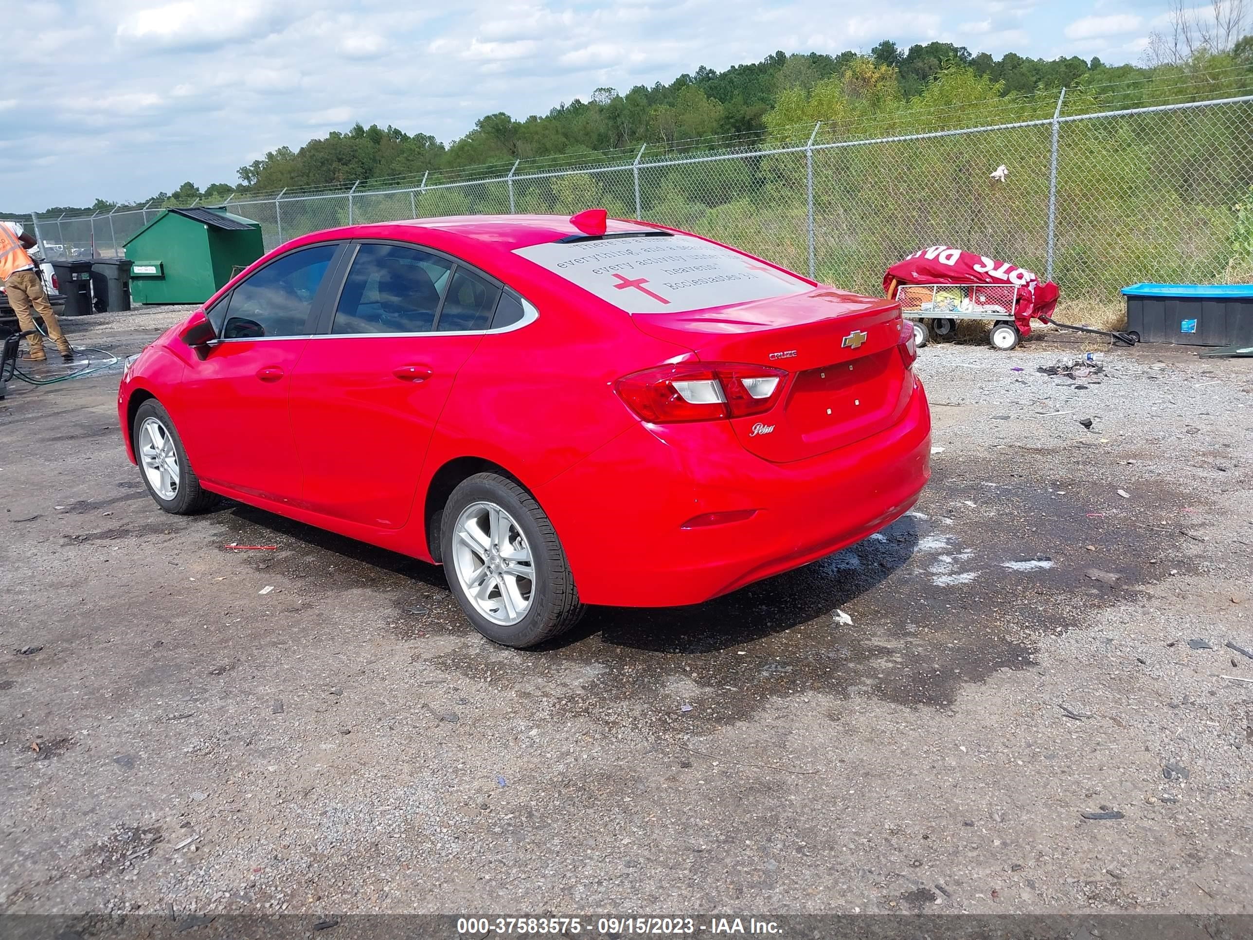 Photo 2 VIN: 1G1BE5SM5J7174882 - CHEVROLET CRUZE 