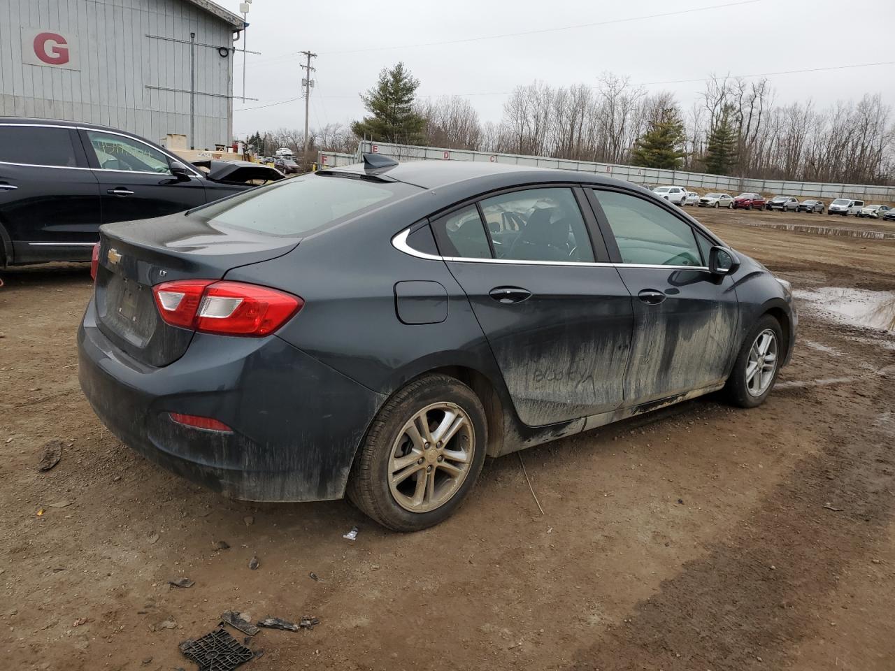 Photo 2 VIN: 1G1BE5SM5J7194095 - CHEVROLET CRUZE 