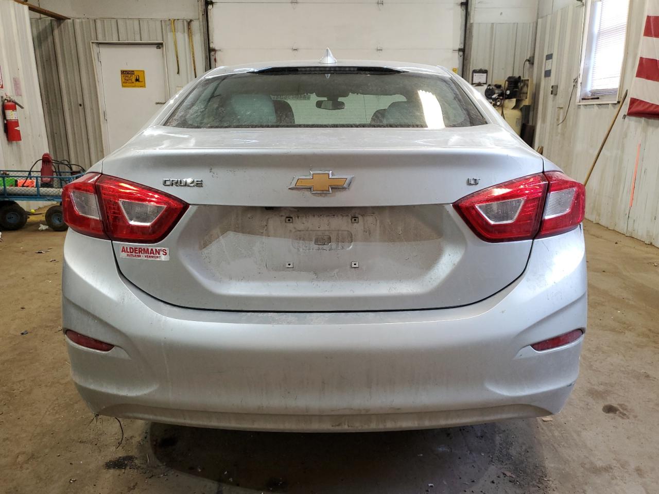 Photo 5 VIN: 1G1BE5SM5K7117244 - CHEVROLET CRUZE 