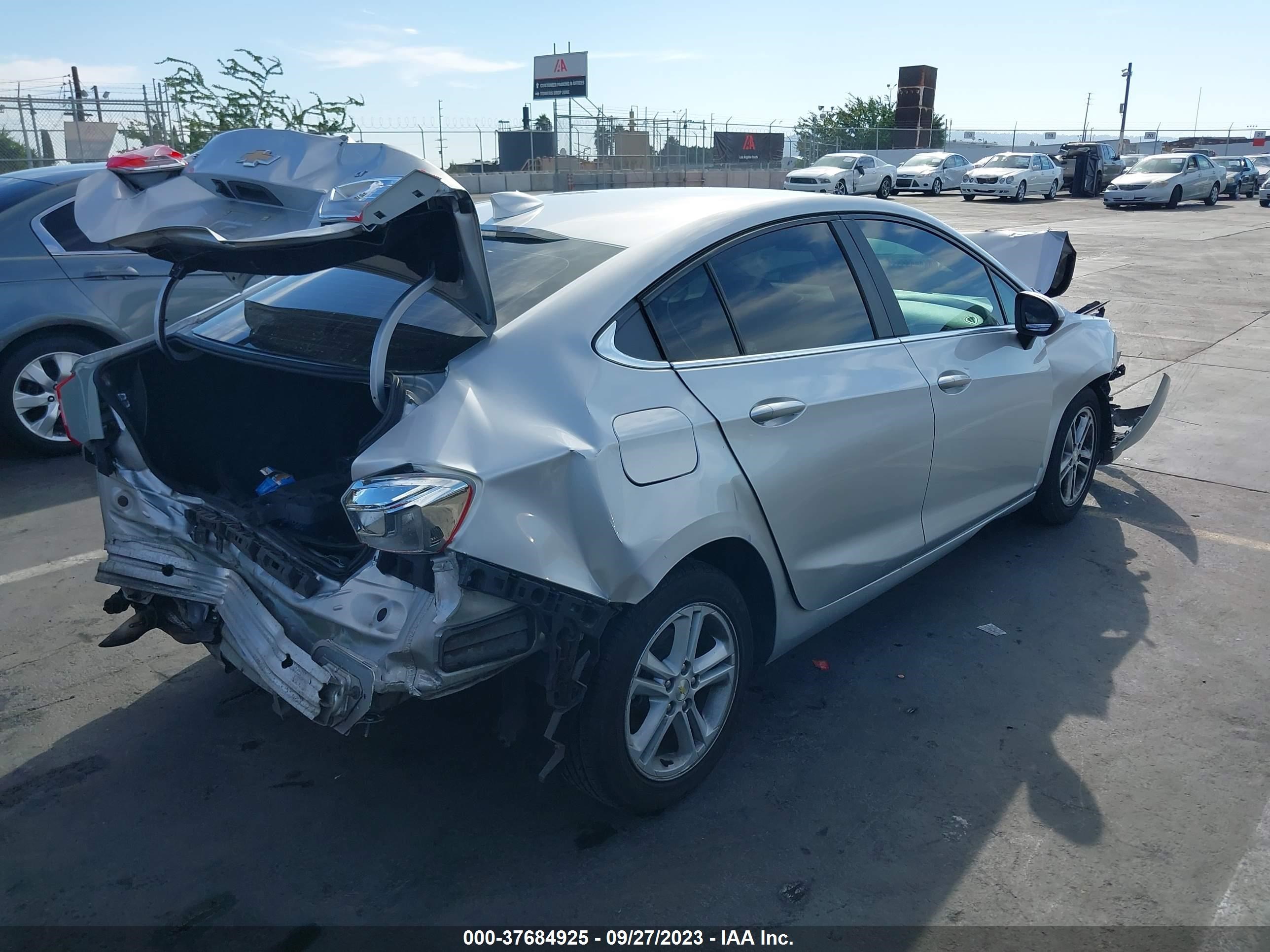 Photo 4 VIN: 1G1BE5SM6H7102891 - CHEVROLET CRUZE 