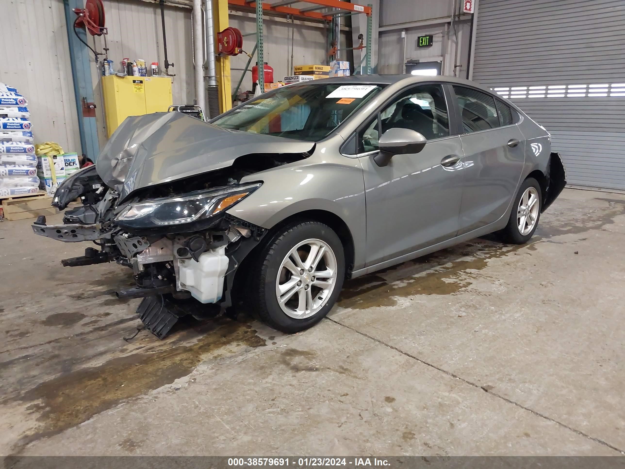 Photo 1 VIN: 1G1BE5SM6H7105368 - CHEVROLET CRUZE 