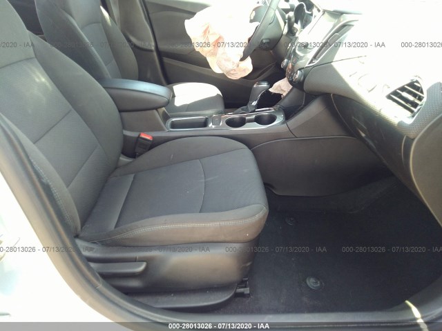 Photo 4 VIN: 1G1BE5SM6H7172827 - CHEVROLET CRUZE 