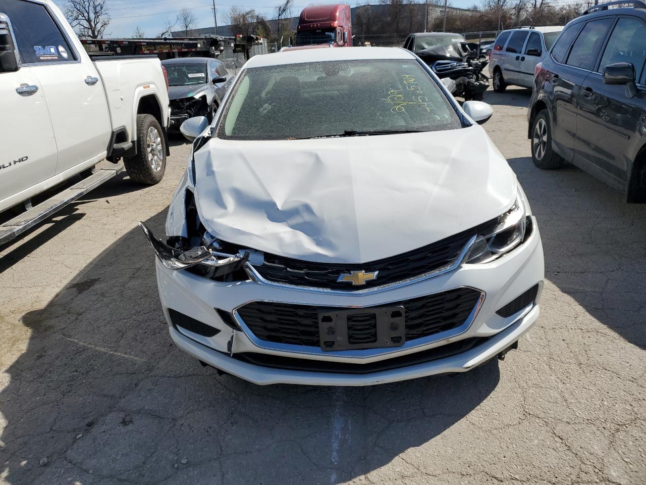 Photo 4 VIN: 1G1BE5SM6J7124198 - CHEVROLET CRUZE 