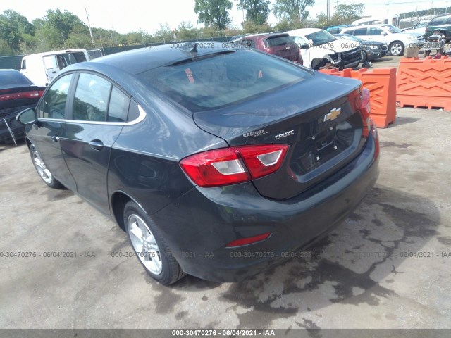 Photo 2 VIN: 1G1BE5SM6J7133130 - CHEVROLET CRUZE 