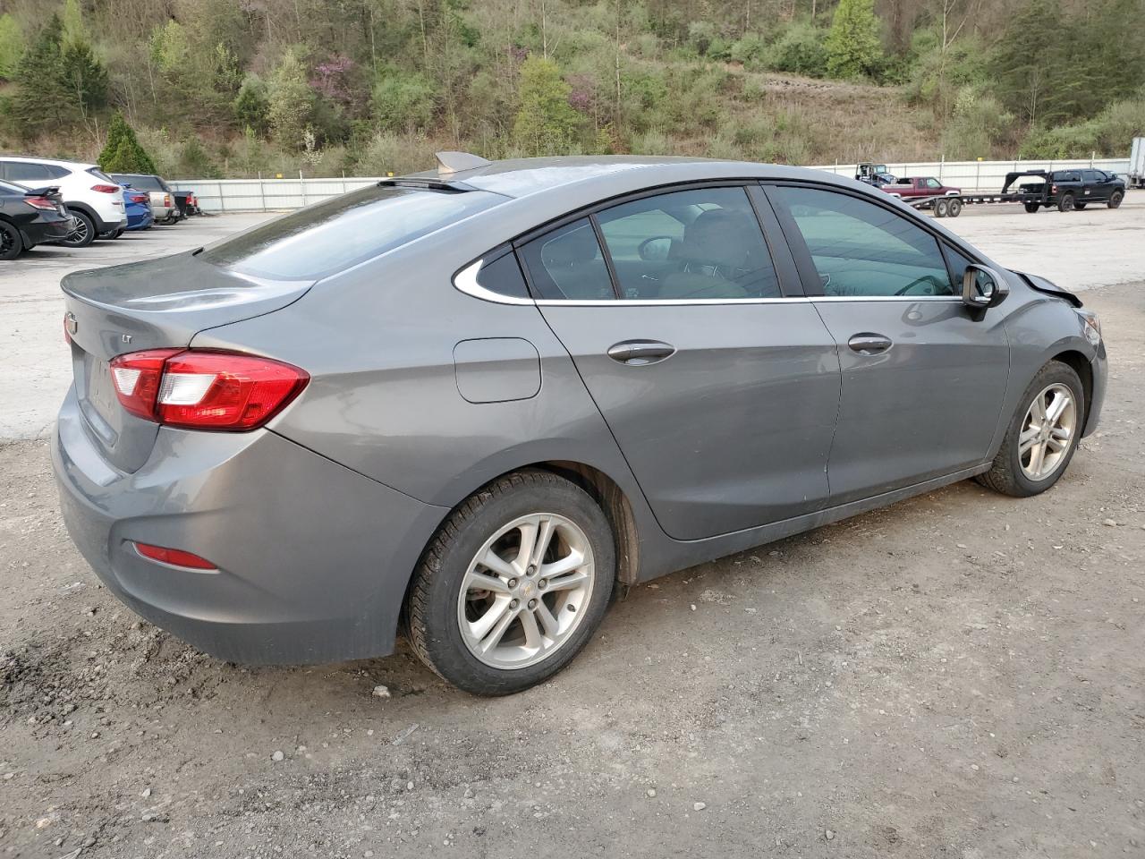 Photo 2 VIN: 1G1BE5SM6J7151594 - CHEVROLET CRUZE 