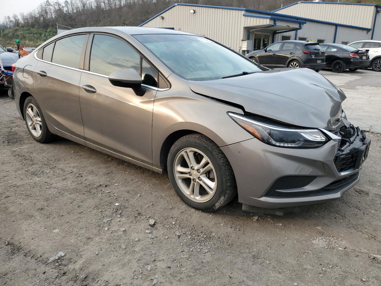 Photo 3 VIN: 1G1BE5SM6J7151594 - CHEVROLET CRUZE 