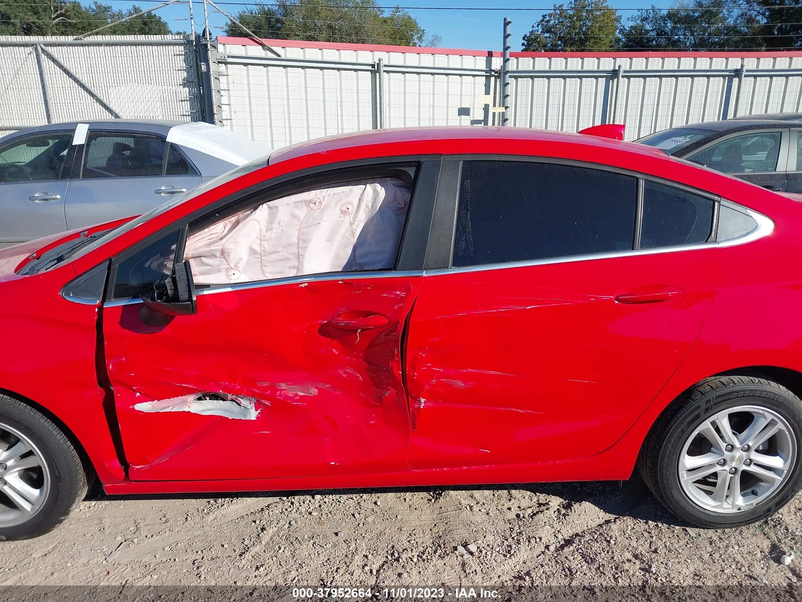 Photo 13 VIN: 1G1BE5SM6J7155936 - CHEVROLET CRUZE 