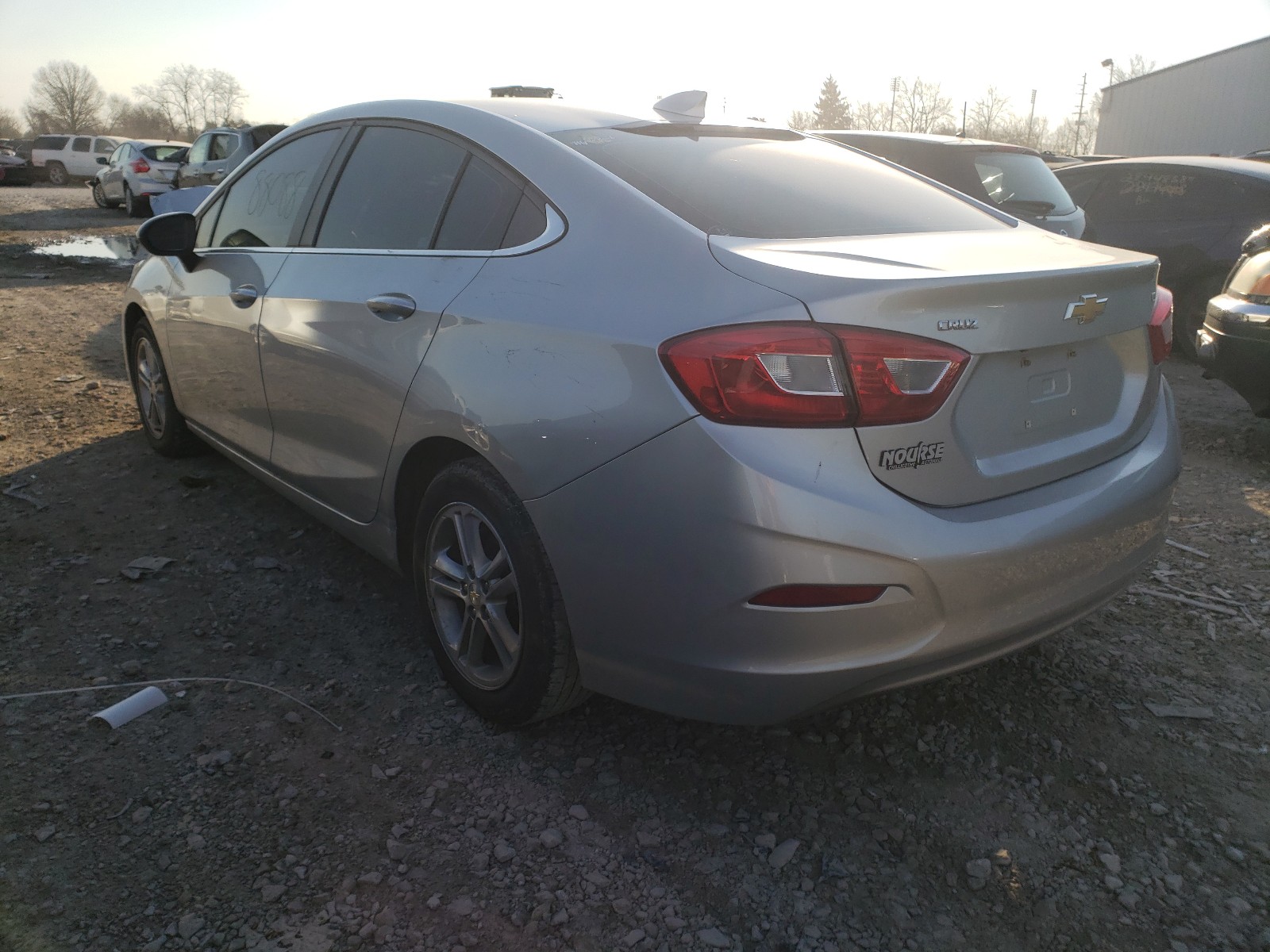 Photo 2 VIN: 1G1BE5SM6J7190170 - CHEVROLET CRUZE LT 