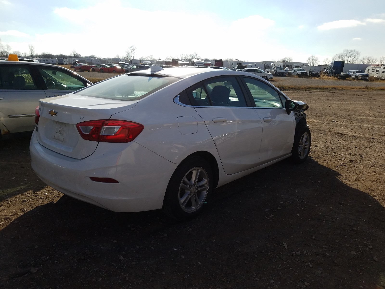 Photo 3 VIN: 1G1BE5SM7G7269033 - CHEVROLET CRUZE LT 