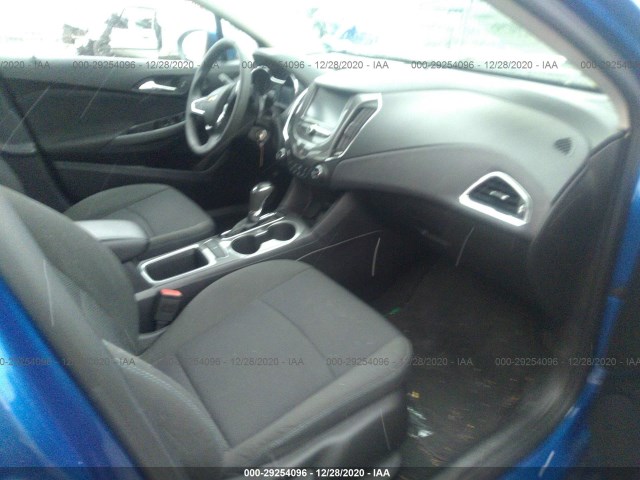 Photo 4 VIN: 1G1BE5SM7H7136905 - CHEVROLET CRUZE 