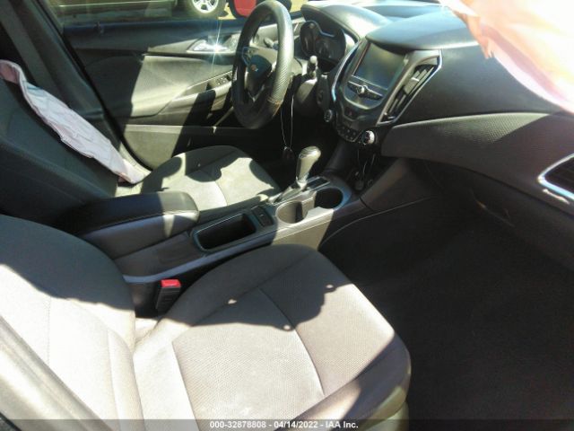 Photo 4 VIN: 1G1BE5SM7H7233988 - CHEVROLET CRUZE 