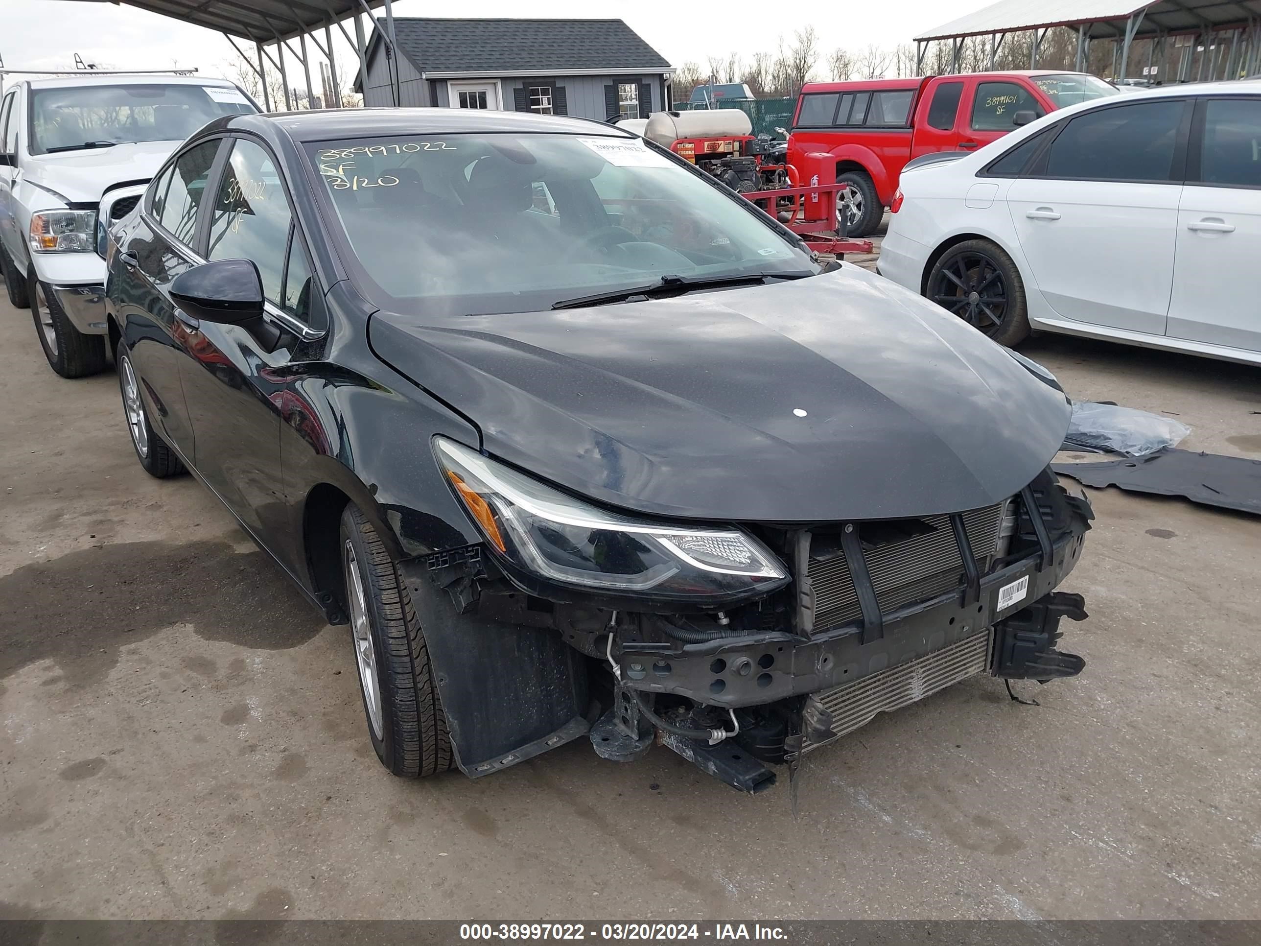 Photo 0 VIN: 1G1BE5SM7J7134657 - CHEVROLET CRUZE 