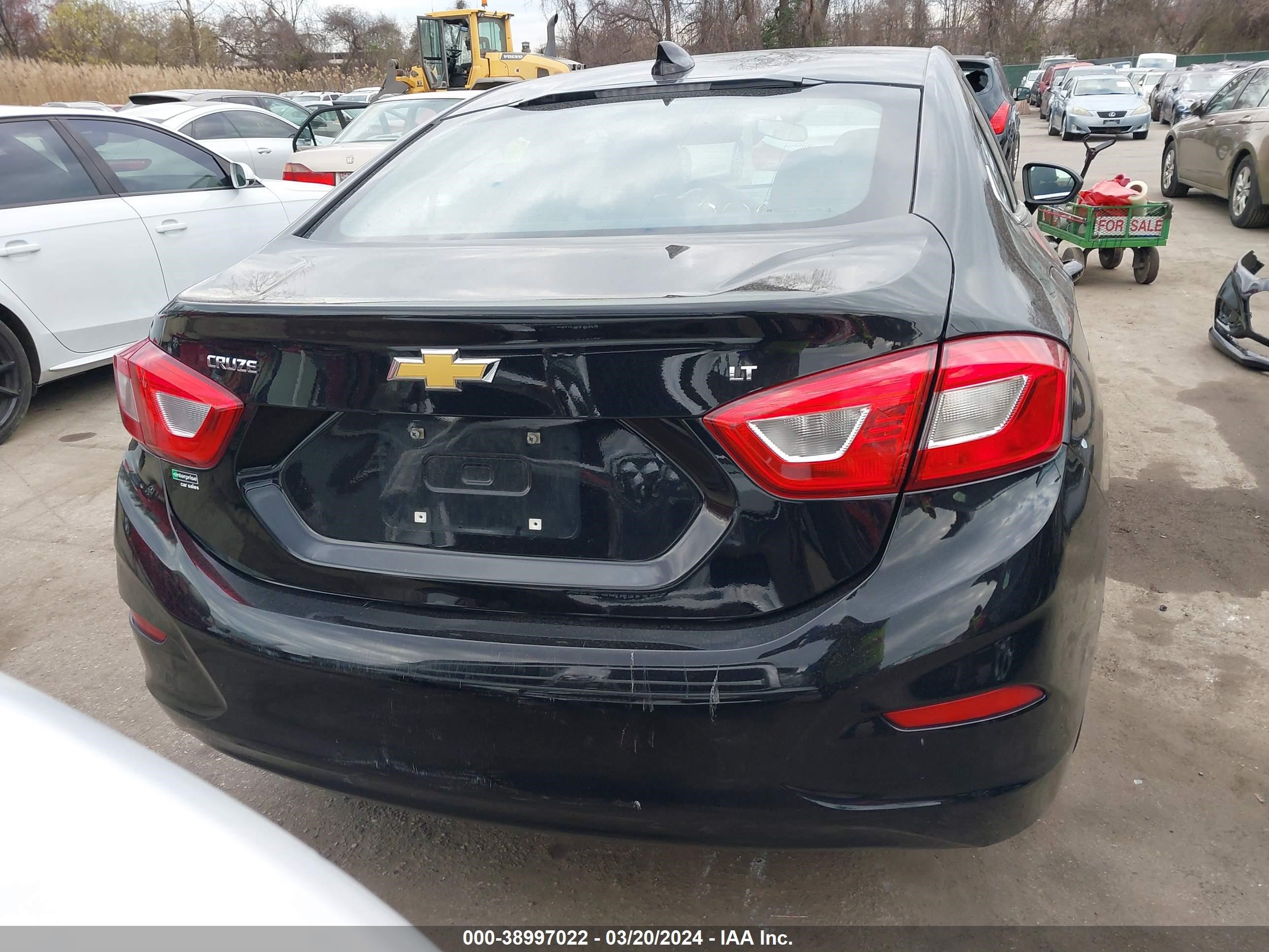 Photo 16 VIN: 1G1BE5SM7J7134657 - CHEVROLET CRUZE 