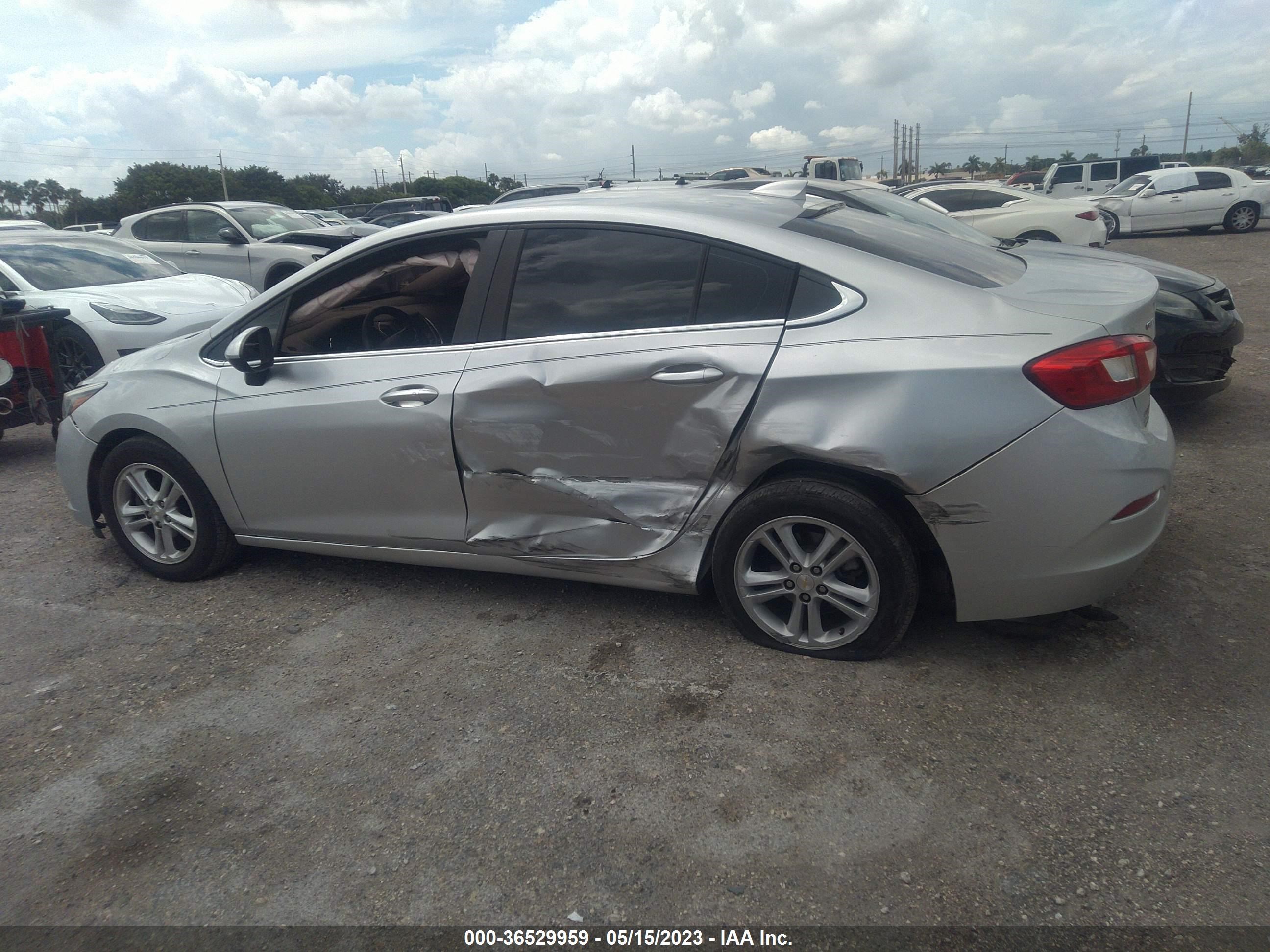 Photo 5 VIN: 1G1BE5SM7J7164550 - CHEVROLET CRUZE 