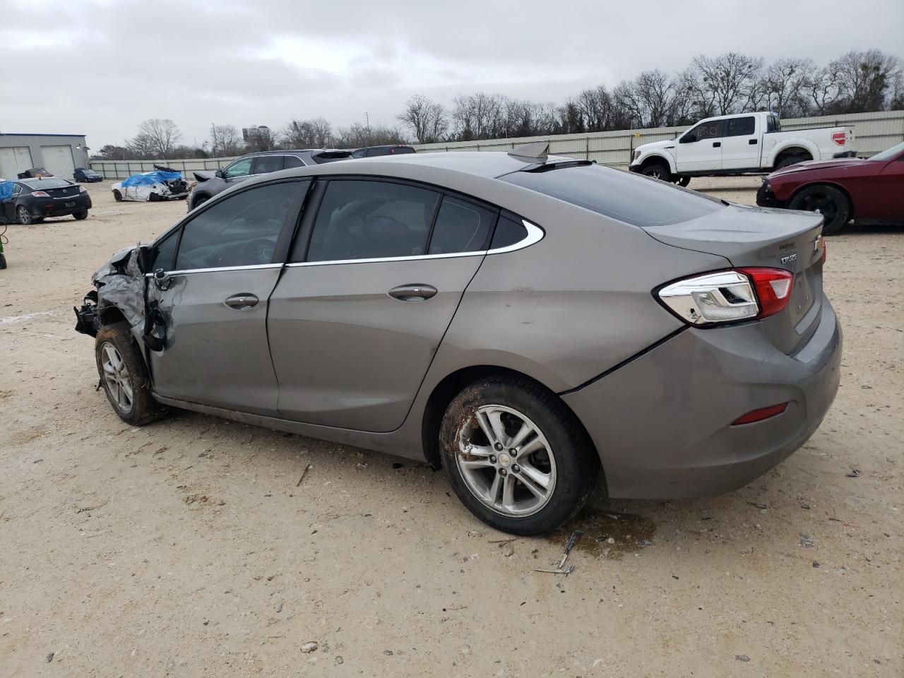 Photo 1 VIN: 1G1BE5SM7J7245449 - CHEVROLET CRUZE 