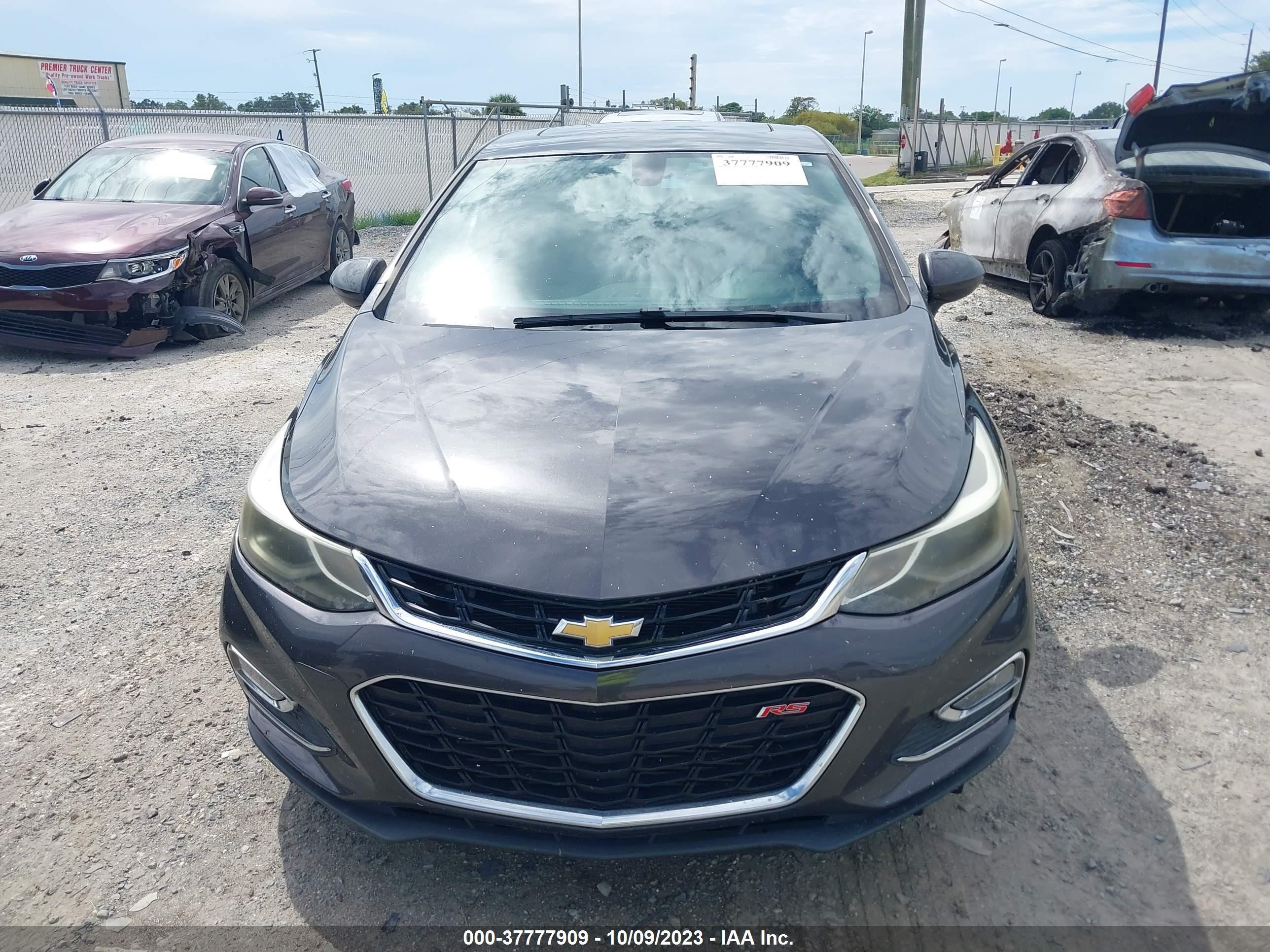 Photo 11 VIN: 1G1BE5SM8H7106666 - CHEVROLET CRUZE 