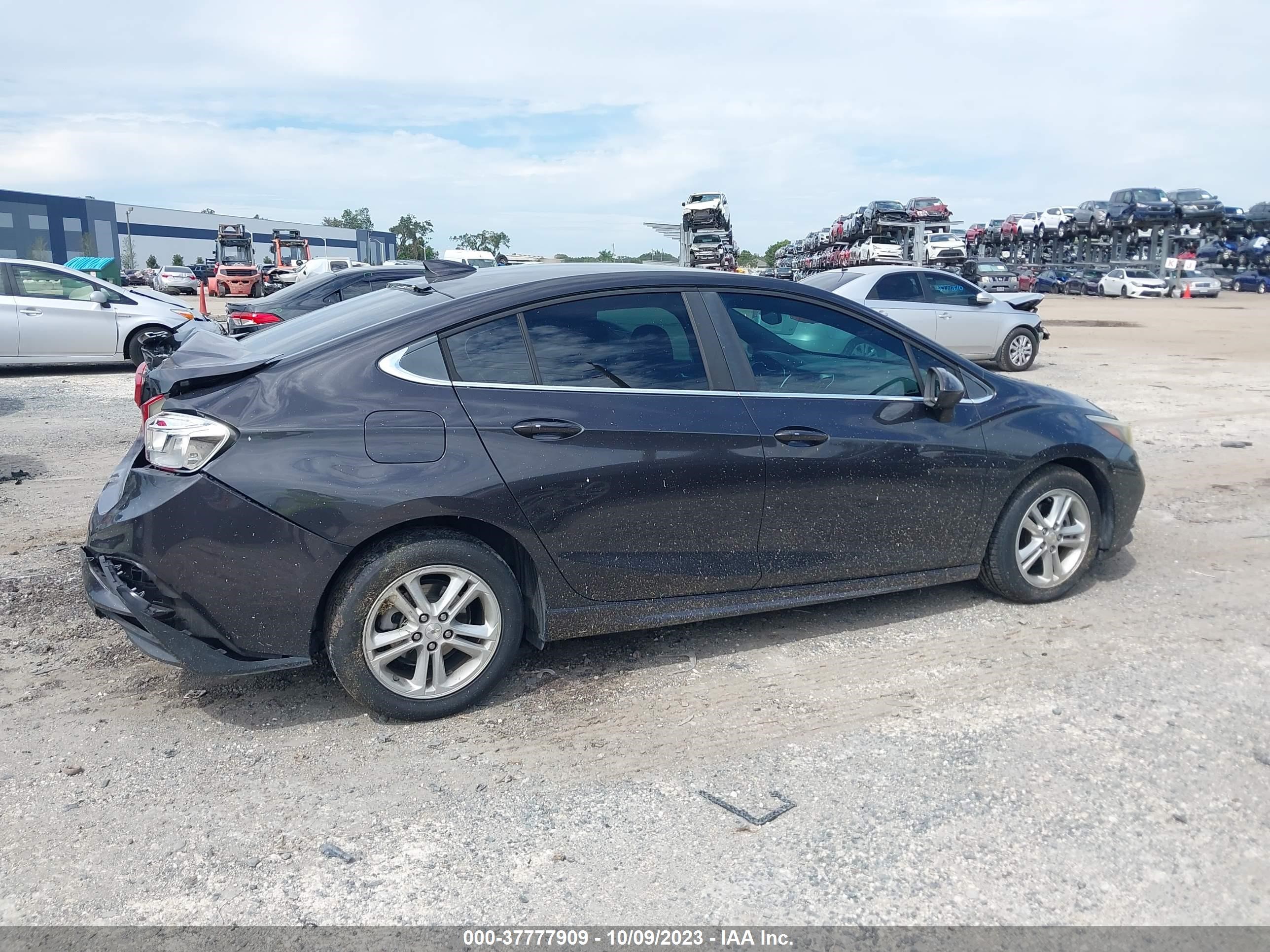 Photo 12 VIN: 1G1BE5SM8H7106666 - CHEVROLET CRUZE 