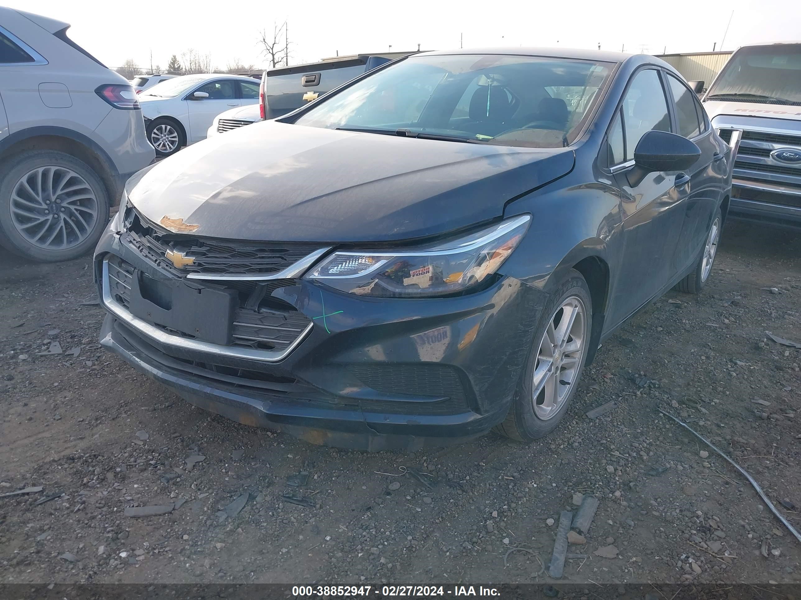 Photo 1 VIN: 1G1BE5SM8H7176426 - CHEVROLET CRUZE 