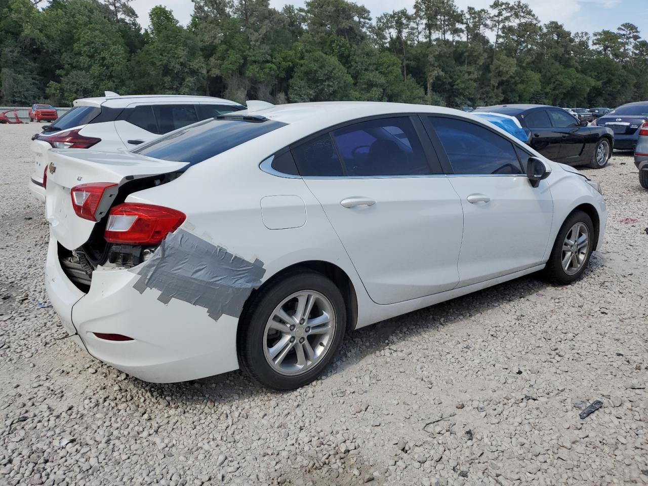 Photo 2 VIN: 1G1BE5SM8H7228346 - CHEVROLET CRUZE 