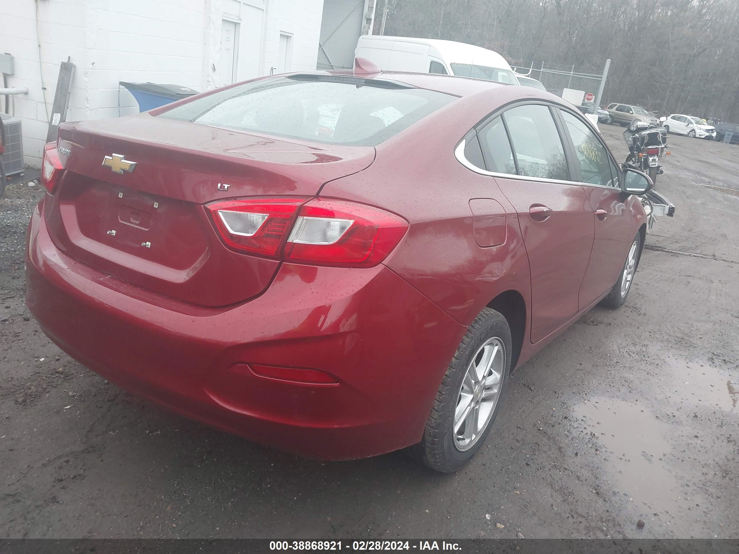 Photo 3 VIN: 1G1BE5SM8J7109525 - CHEVROLET CRUZE 