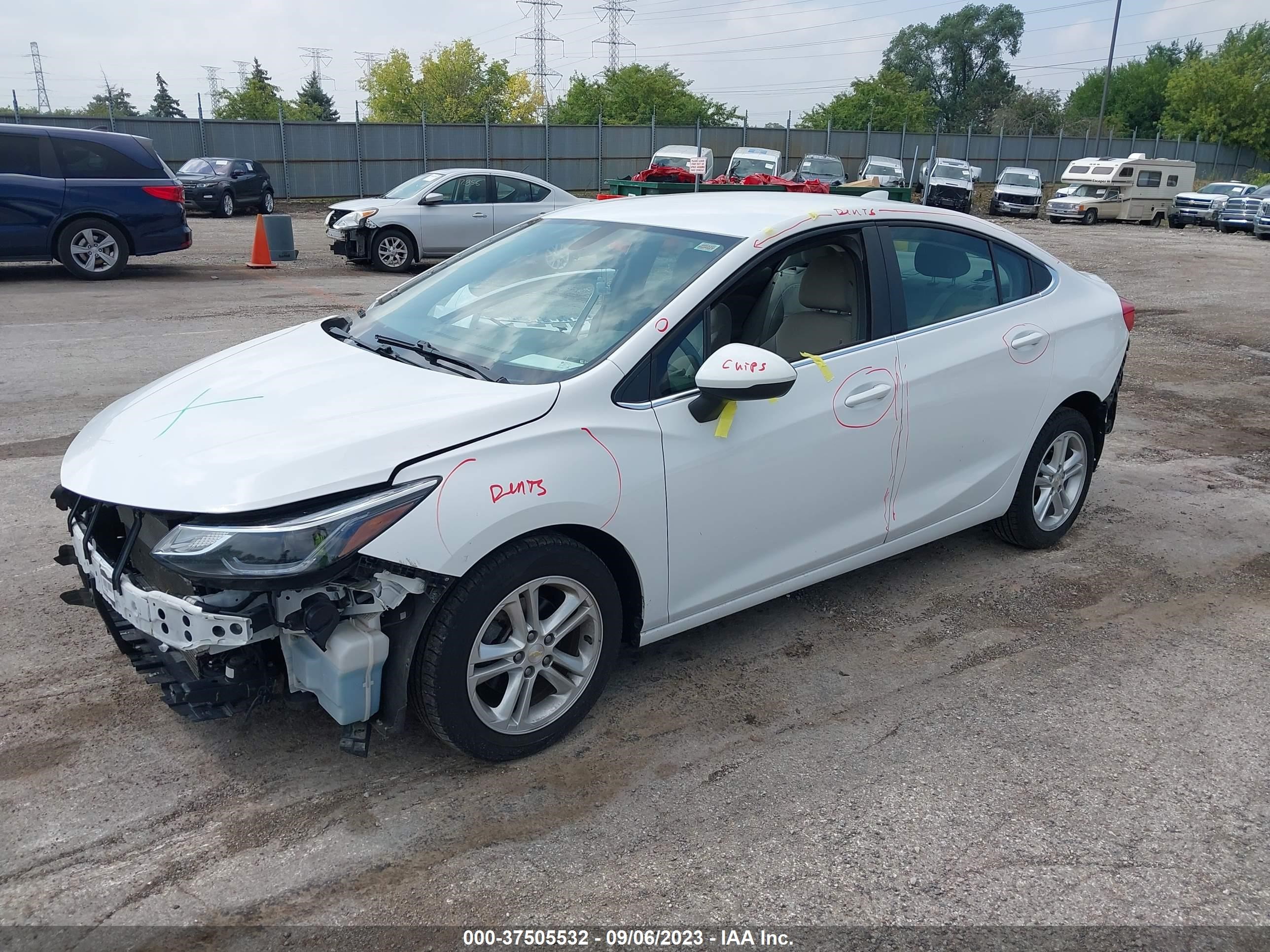 Photo 1 VIN: 1G1BE5SM8J7174648 - CHEVROLET CRUZE 