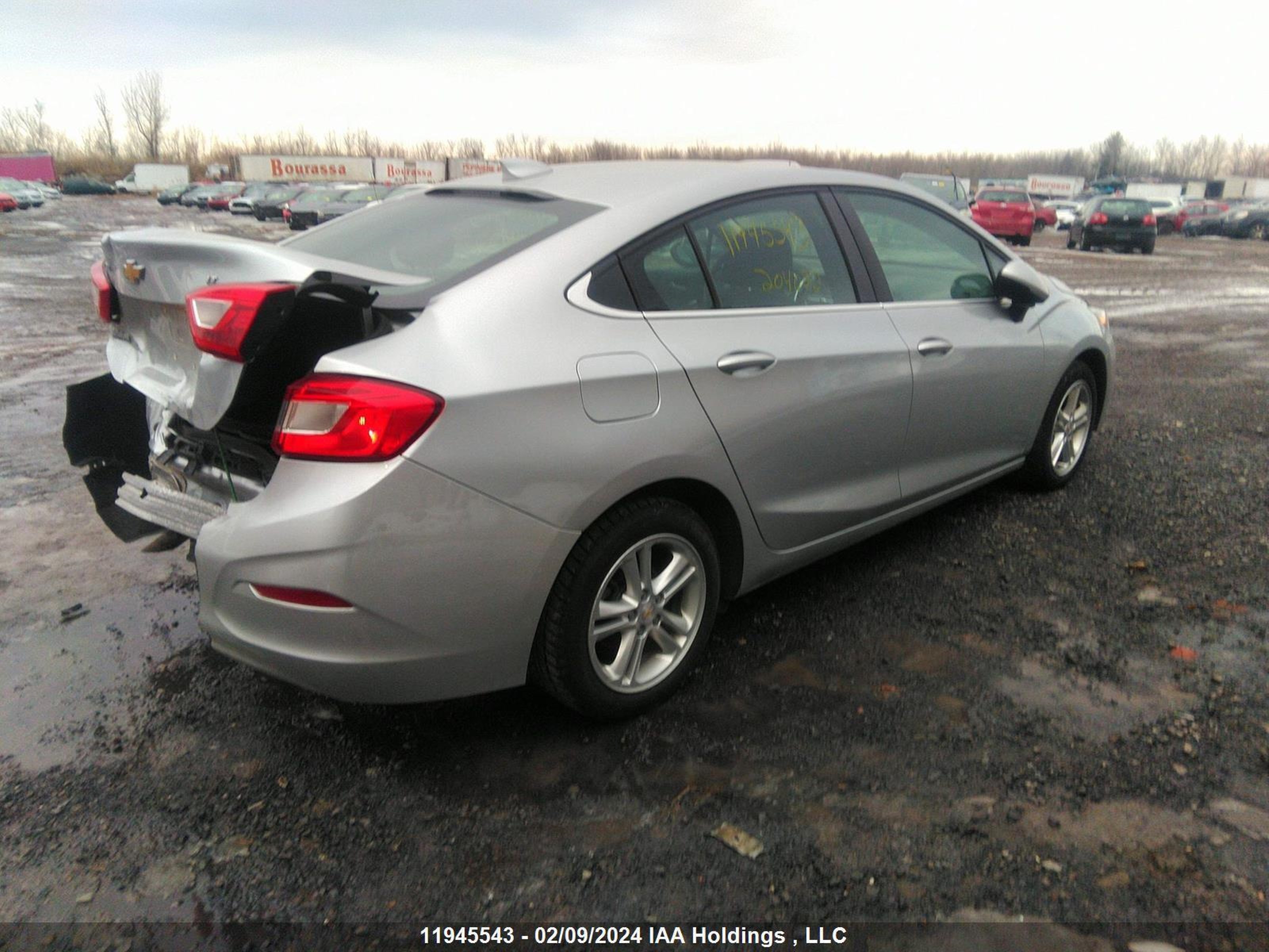 Photo 3 VIN: 1G1BE5SM8J7204022 - CHEVROLET CRUZE 