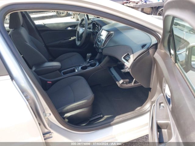 Photo 4 VIN: 1G1BE5SM8J7247582 - CHEVROLET CRUZE 