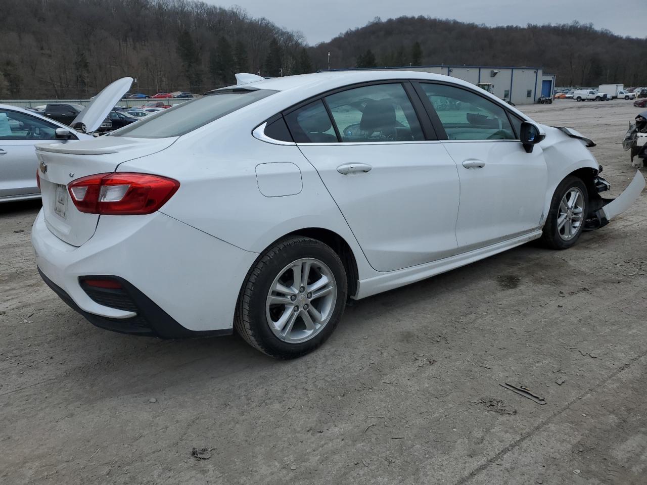 Photo 2 VIN: 1G1BE5SM9G7299036 - CHEVROLET CRUZE 