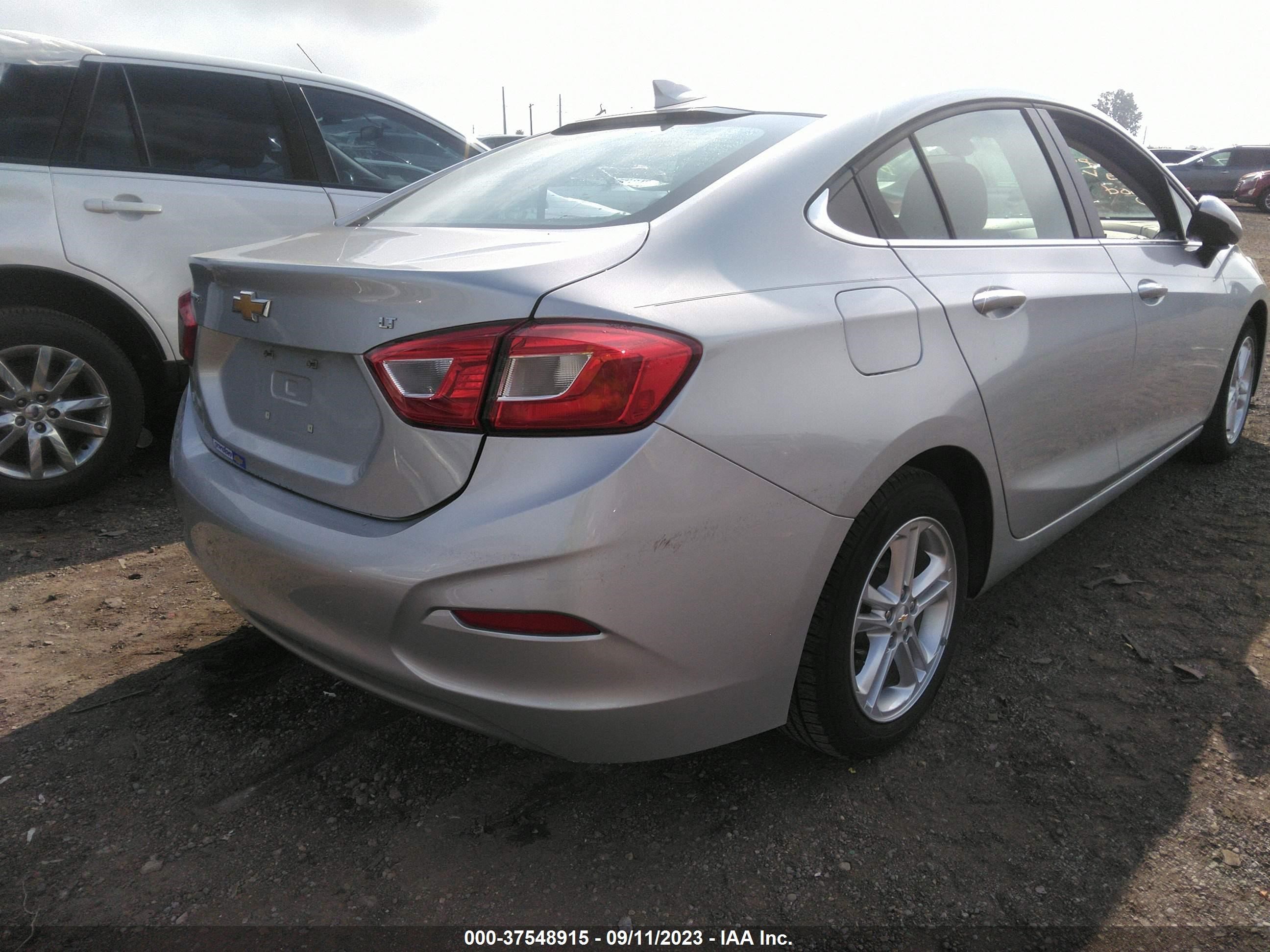 Photo 3 VIN: 1G1BE5SM9J7128200 - CHEVROLET CRUZE 