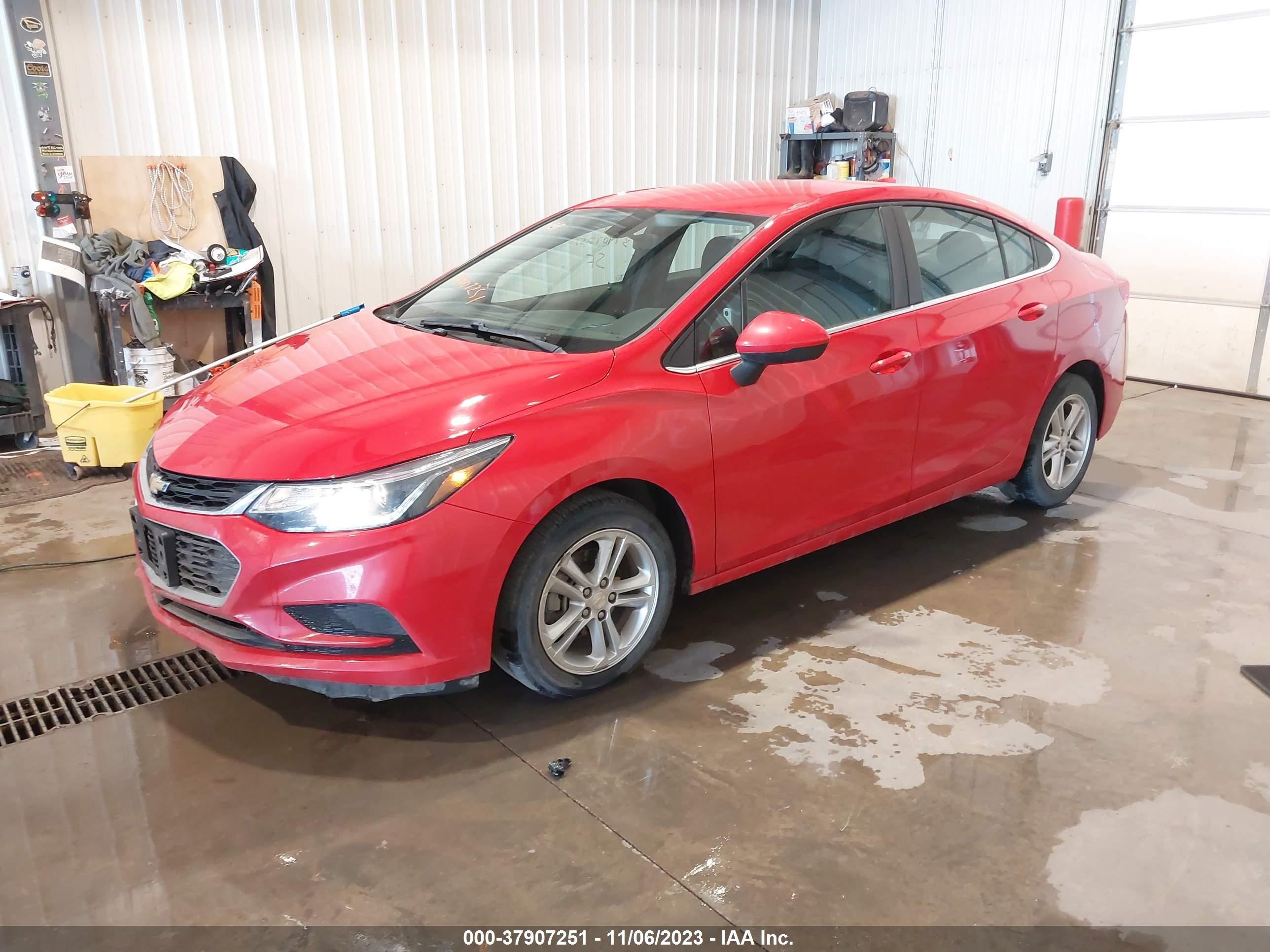 Photo 1 VIN: 1G1BE5SM9J7158216 - CHEVROLET CRUZE 